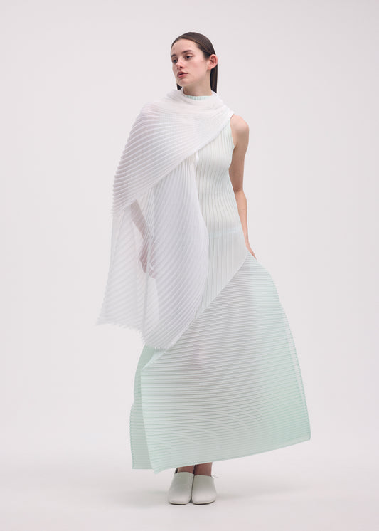SILK WOOL PLEATS STOLE、アクセサリー&その他_ストール、着用画像1