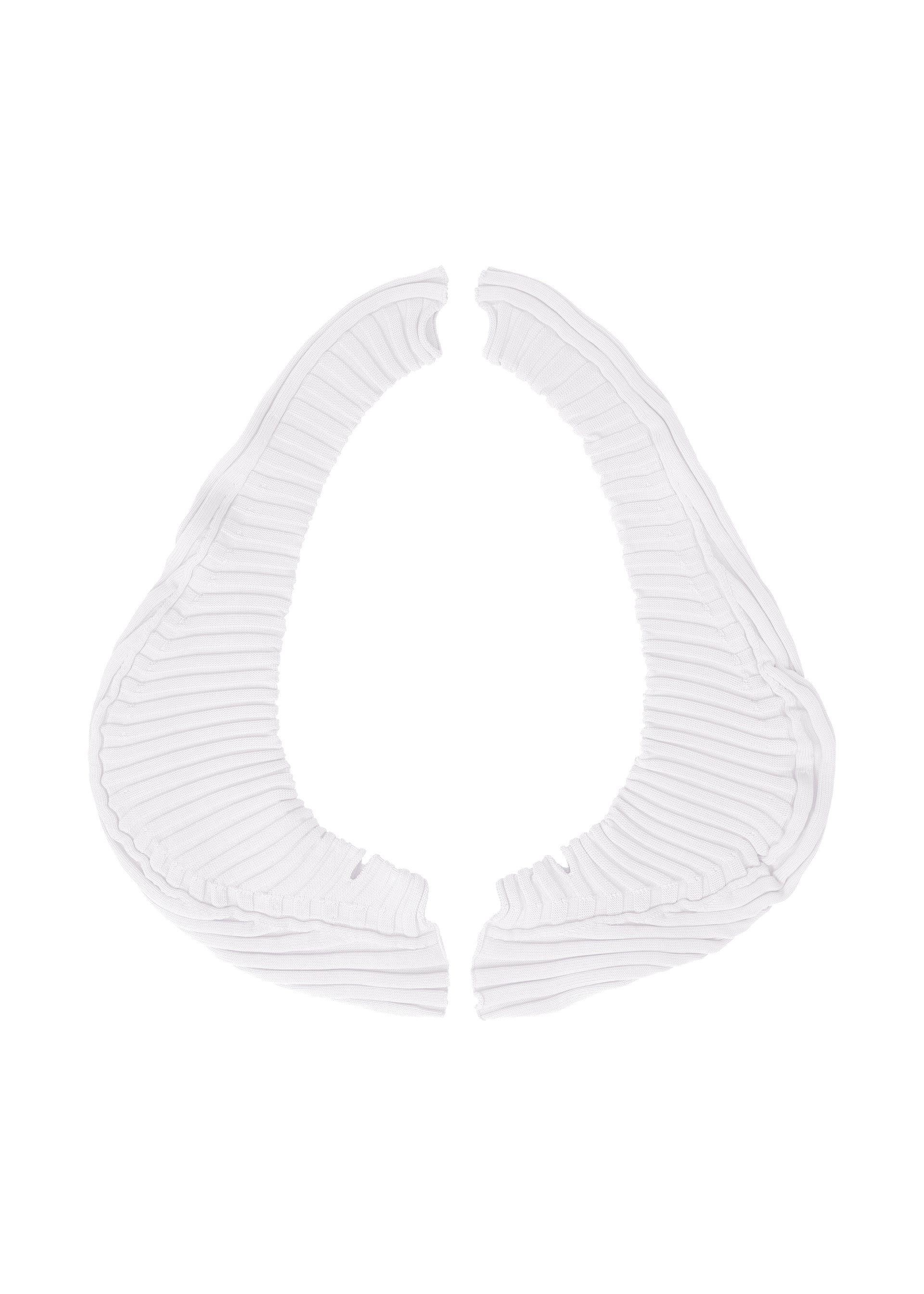 イッセイミヤケ　ISSEY MIYAKE ピアス　リーフ　シルバー イッセイミヤケ ISSEY MIYAKE ピアス リーフ シルバー