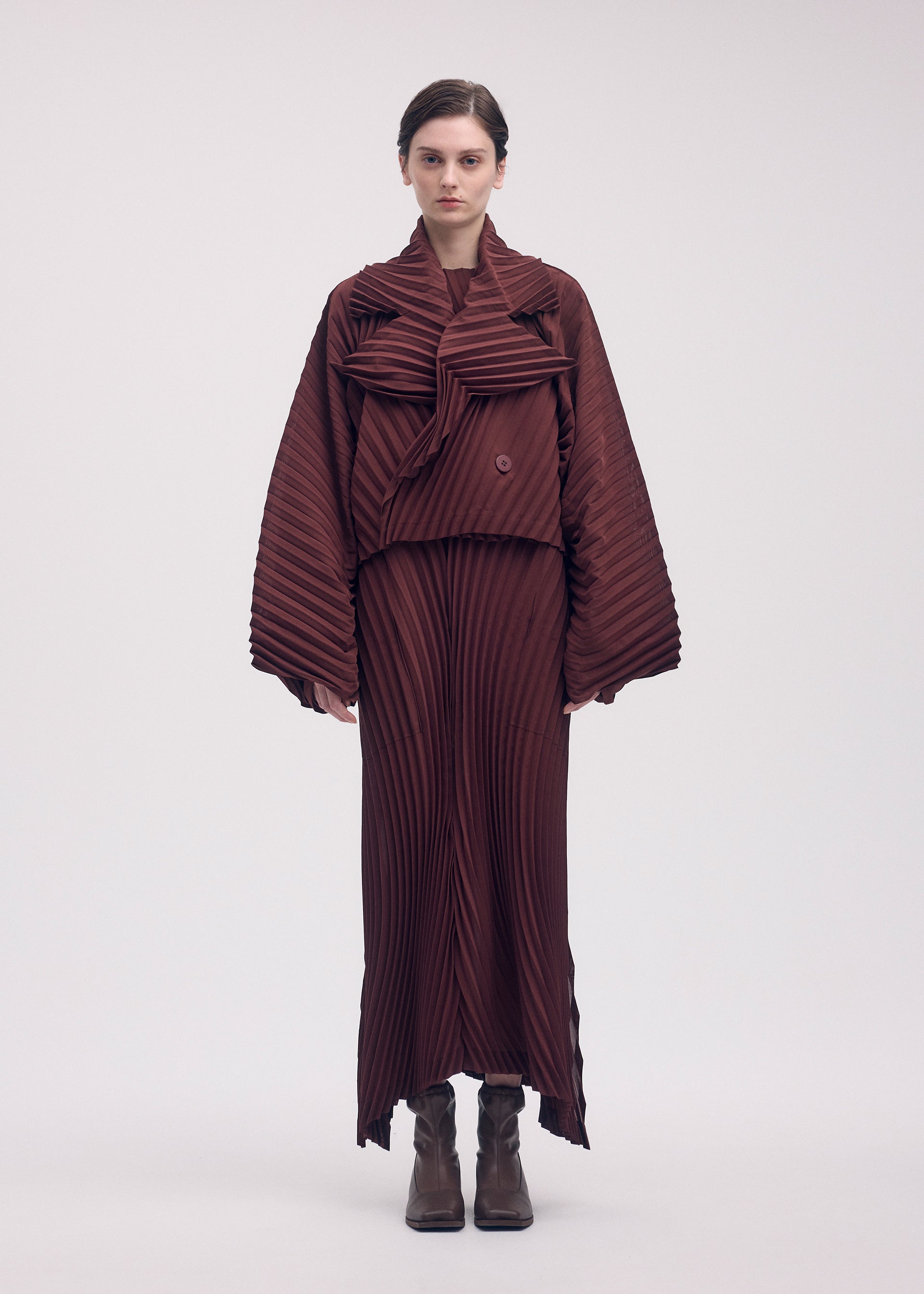 WAVE PLEATS、ウィメンズ_ジャケット&コート_ジャケット＆ブルゾン、着用画像1