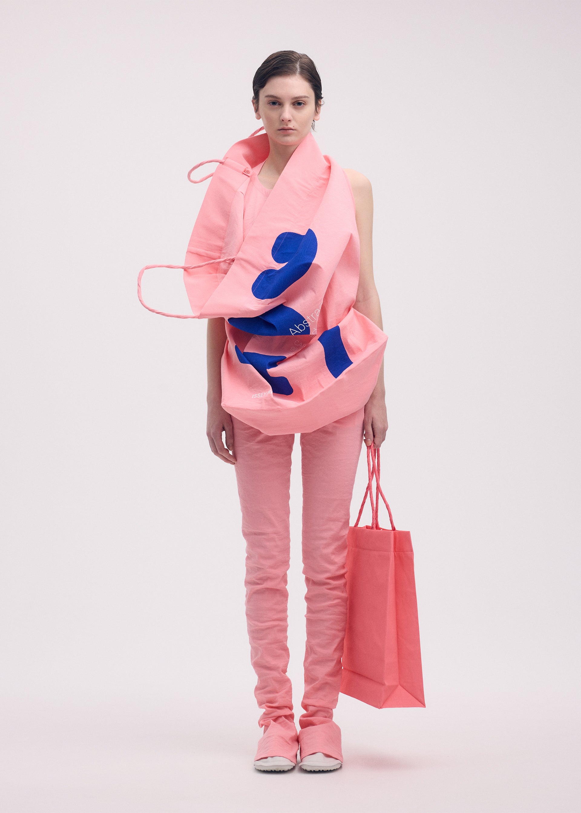 ウィメンズ／パンツ – isseymiyake.com