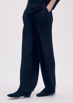 SOFT FOLD PLEATS、ウィメンズ_パンツ、着用画像3