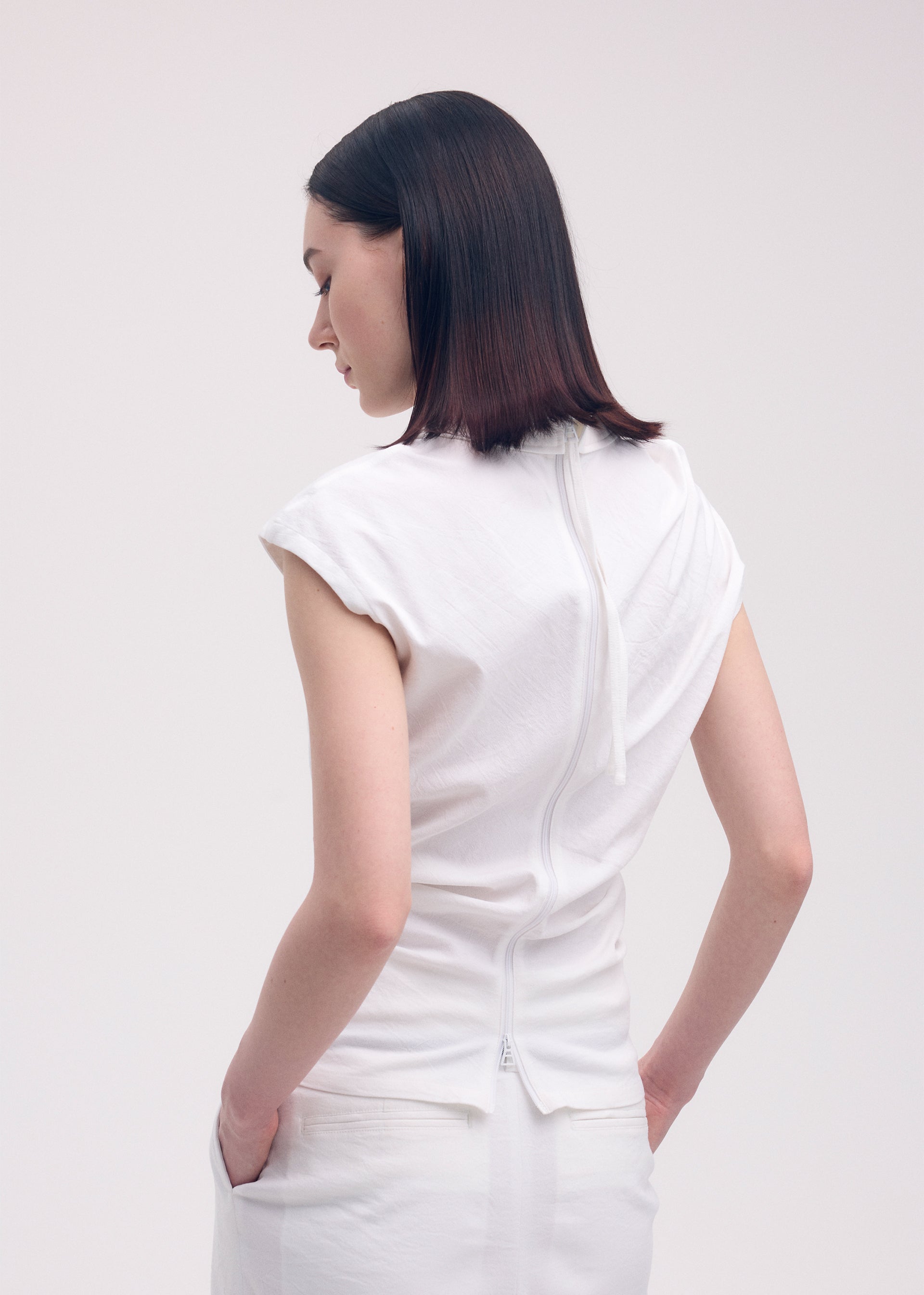 LIKE TORSO LIKE SHIRT、ウィメンズ_トップス_トップ、着用画像4