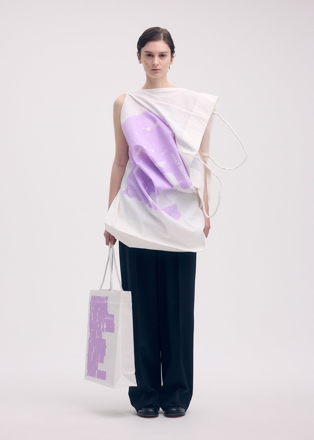 PAPER BAG (POSTER)、ウィメンズ_トップス_トップ、着用画像1