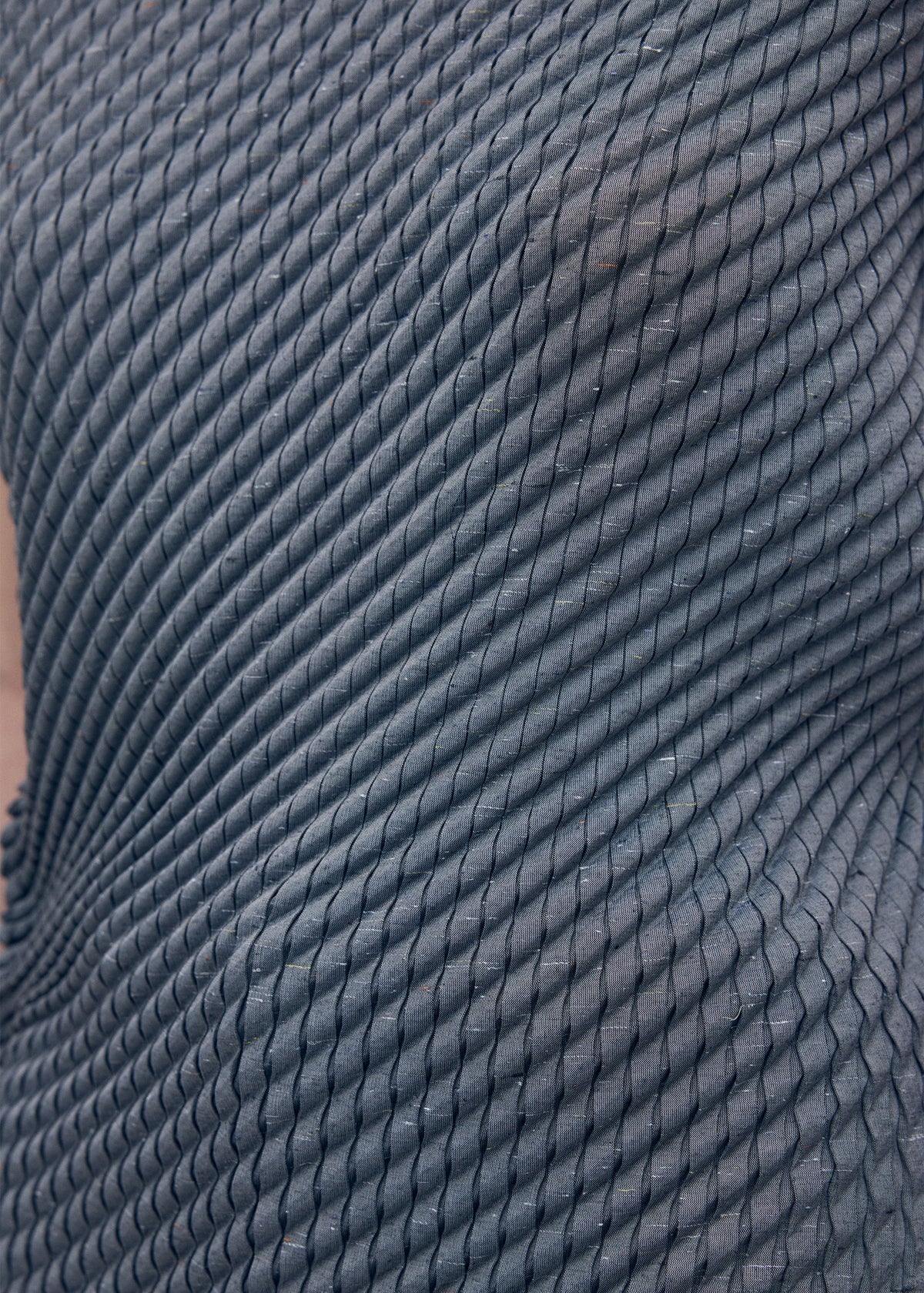 RESTORE BLEND PLEATS、ウィメンズ_トップス_トップ、着用画像4