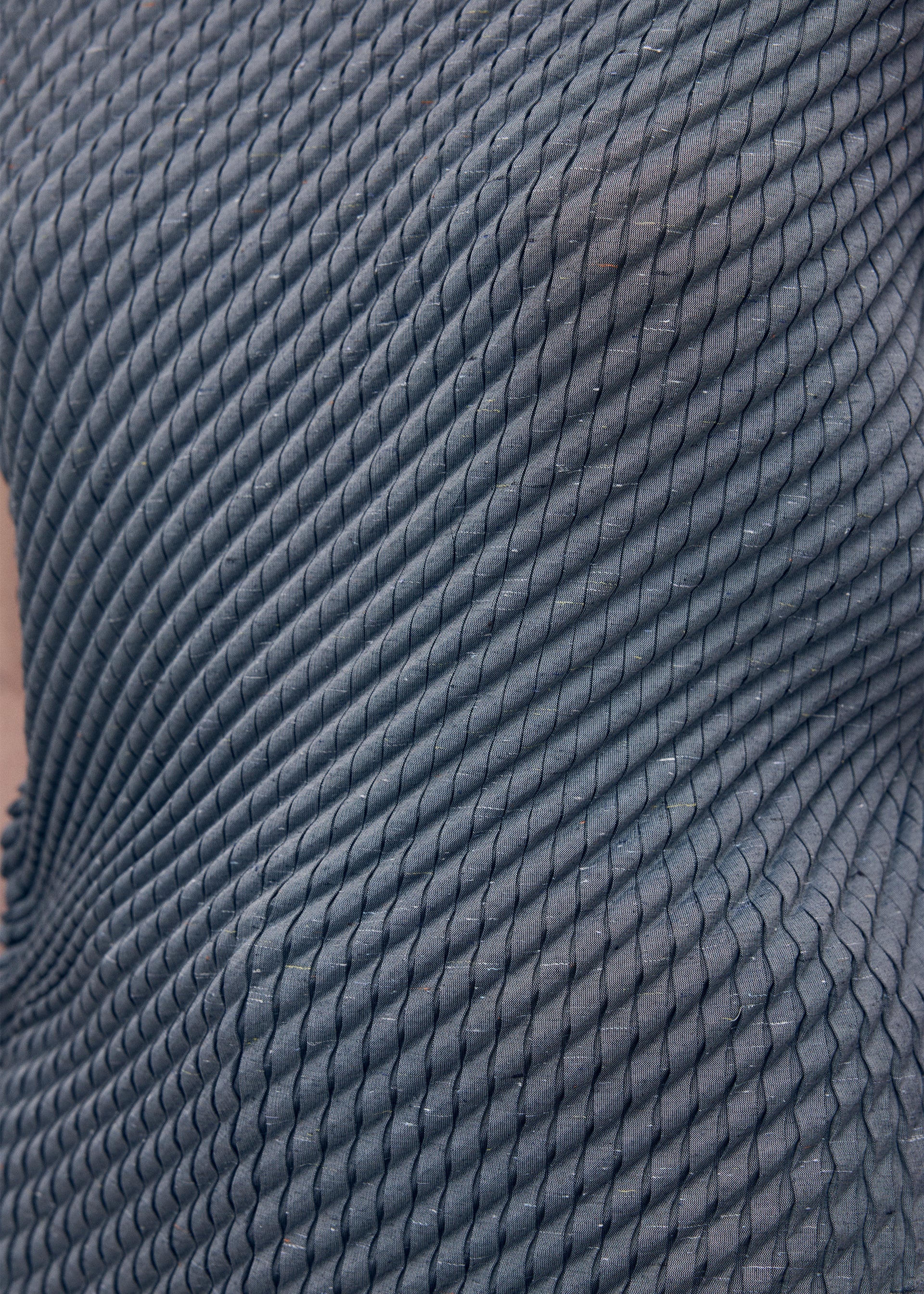 RESTORE BLEND PLEATS、ウィメンズ_トップス_トップ、着用画像4