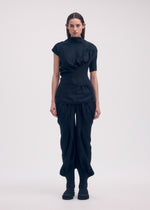 KNIT (CONTOUR) PLEATS、ウィメンズ_トップス_トップ、着用画像1