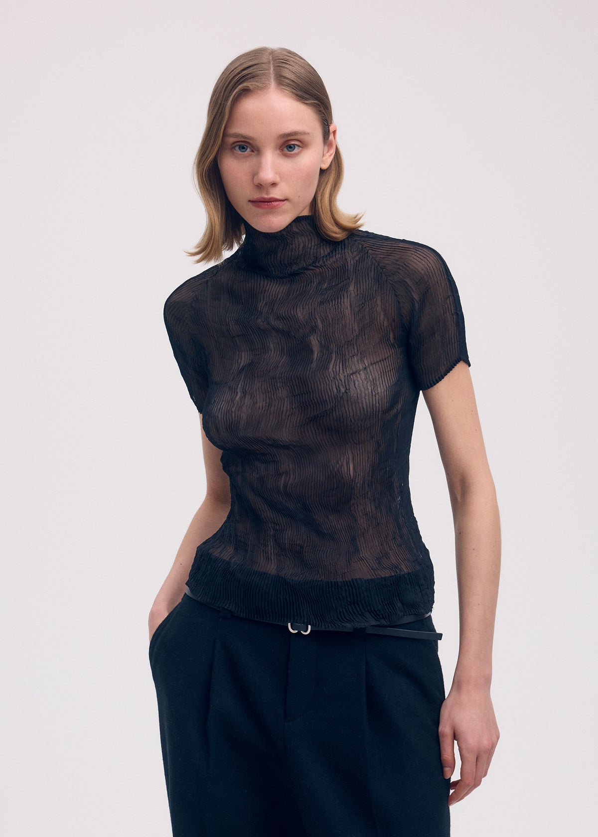 CHIFFON TWIST BK/WT-58、ウィメンズ_トップス_トップ、着用画像3