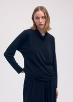 DRAPE JERSEY-58、ウィメンズ_トップス_トップ、着用画像4