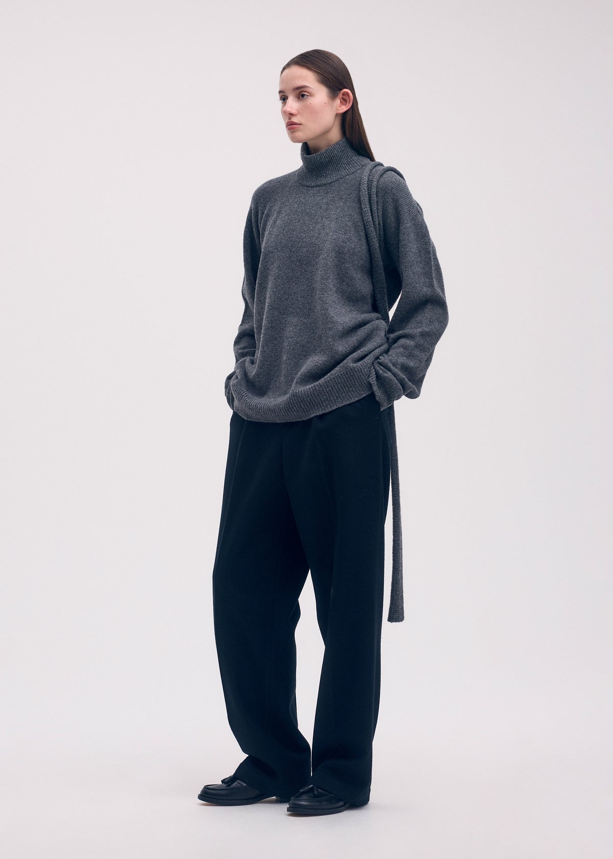 BACKPACK KNIT、ウィメンズ_ニット、着用画像2