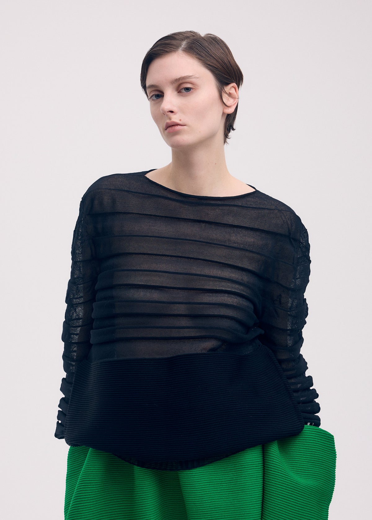 MOVING KNIT、ウィメンズ_ニット、着用画像3