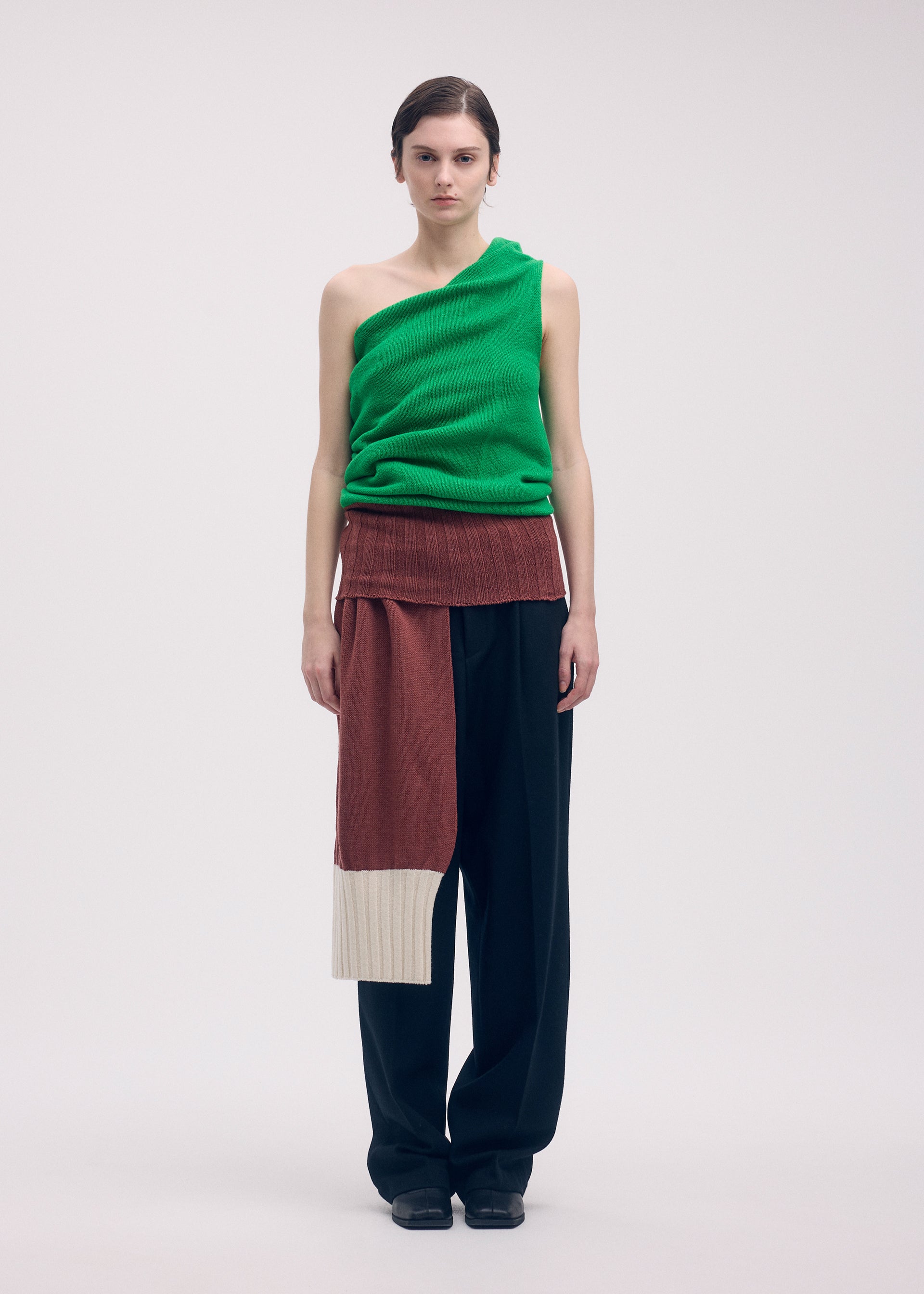 ウィメンズ／トップス／トップ – isseymiyake.com