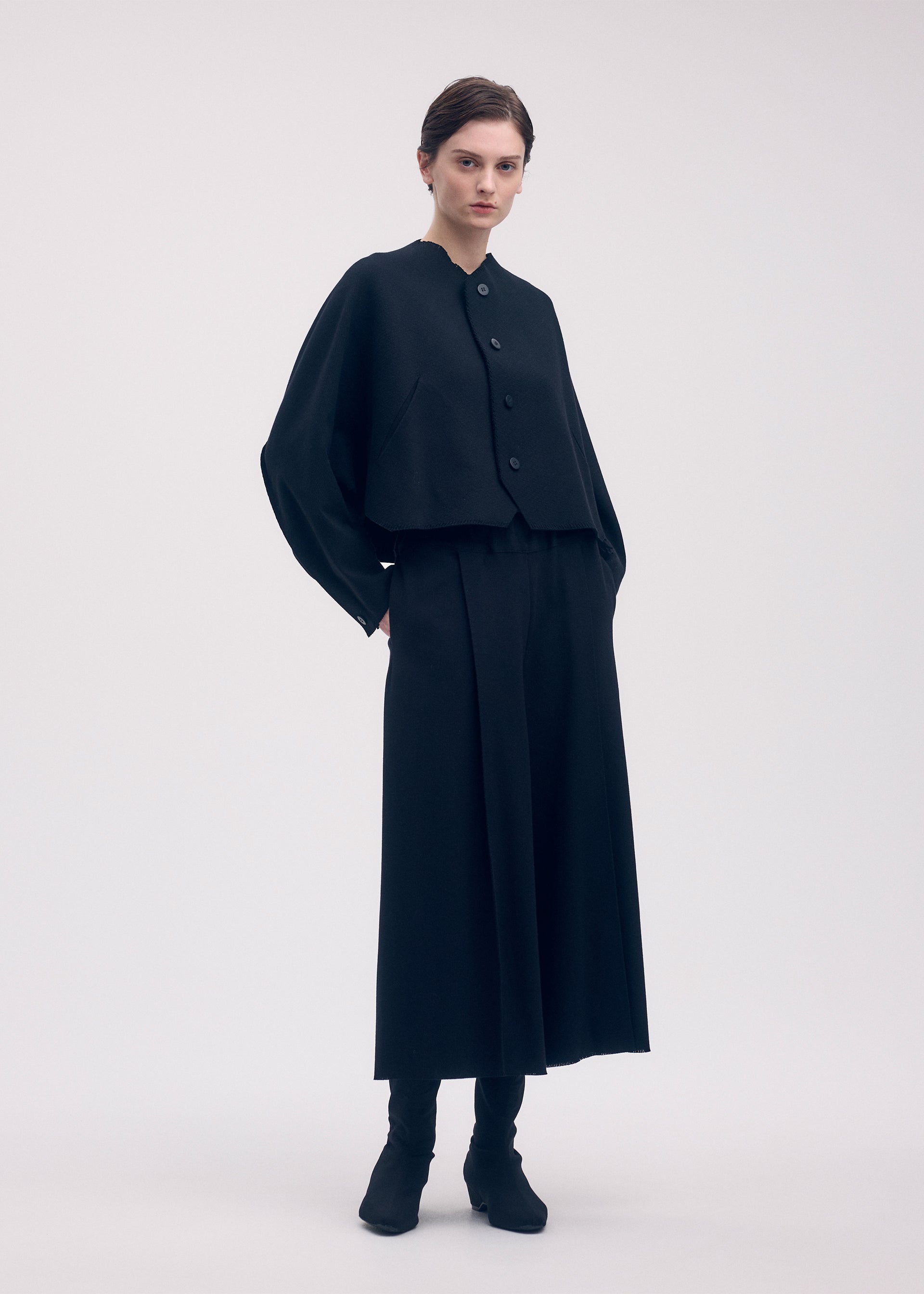 イッセイミヤケ ミーA-POC INSIDE パーカー　カーディガン 深緑 CAMPAGNE – isseymiyake.com