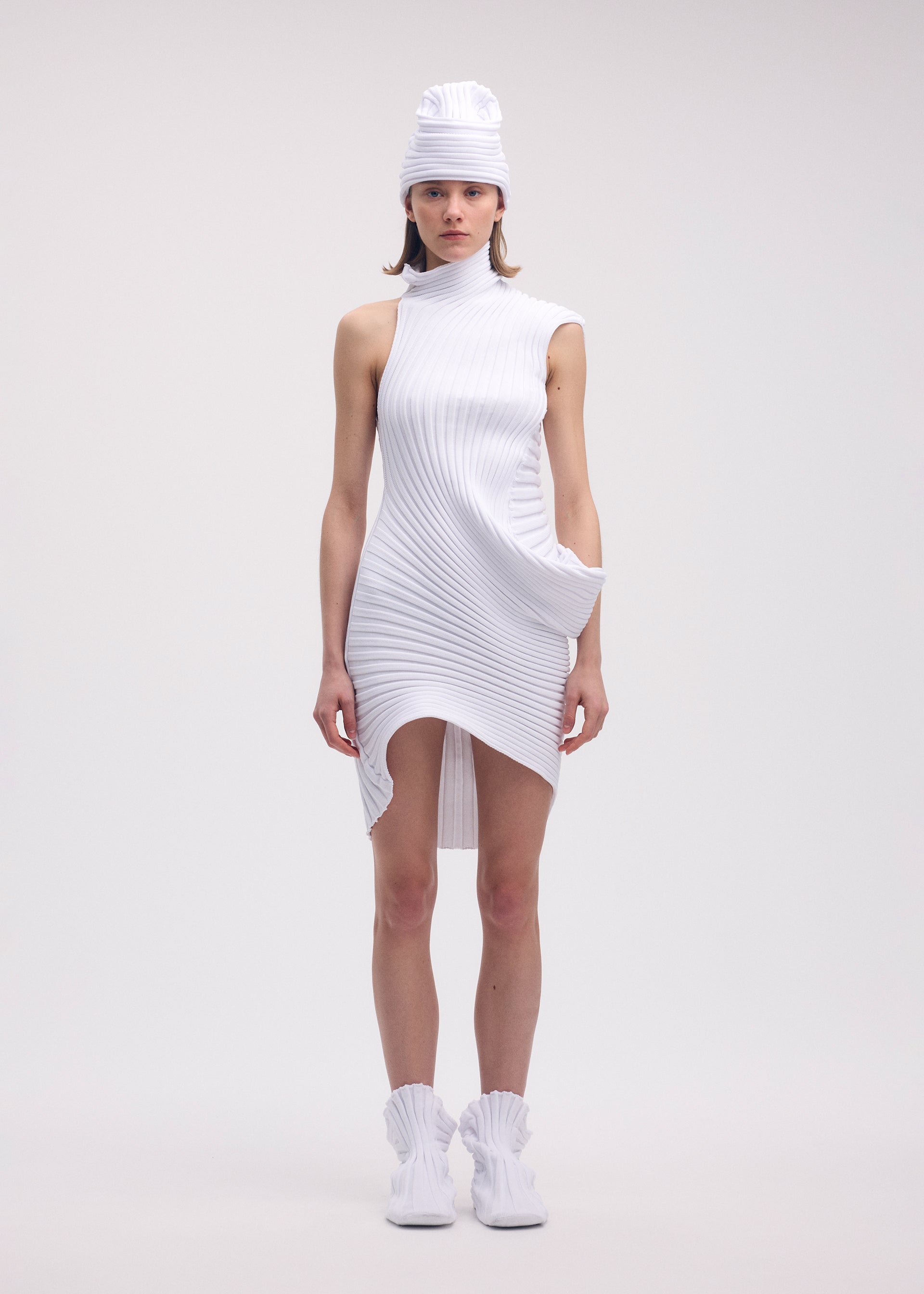 ウィメンズ／トップス／チュニック – isseymiyake.com