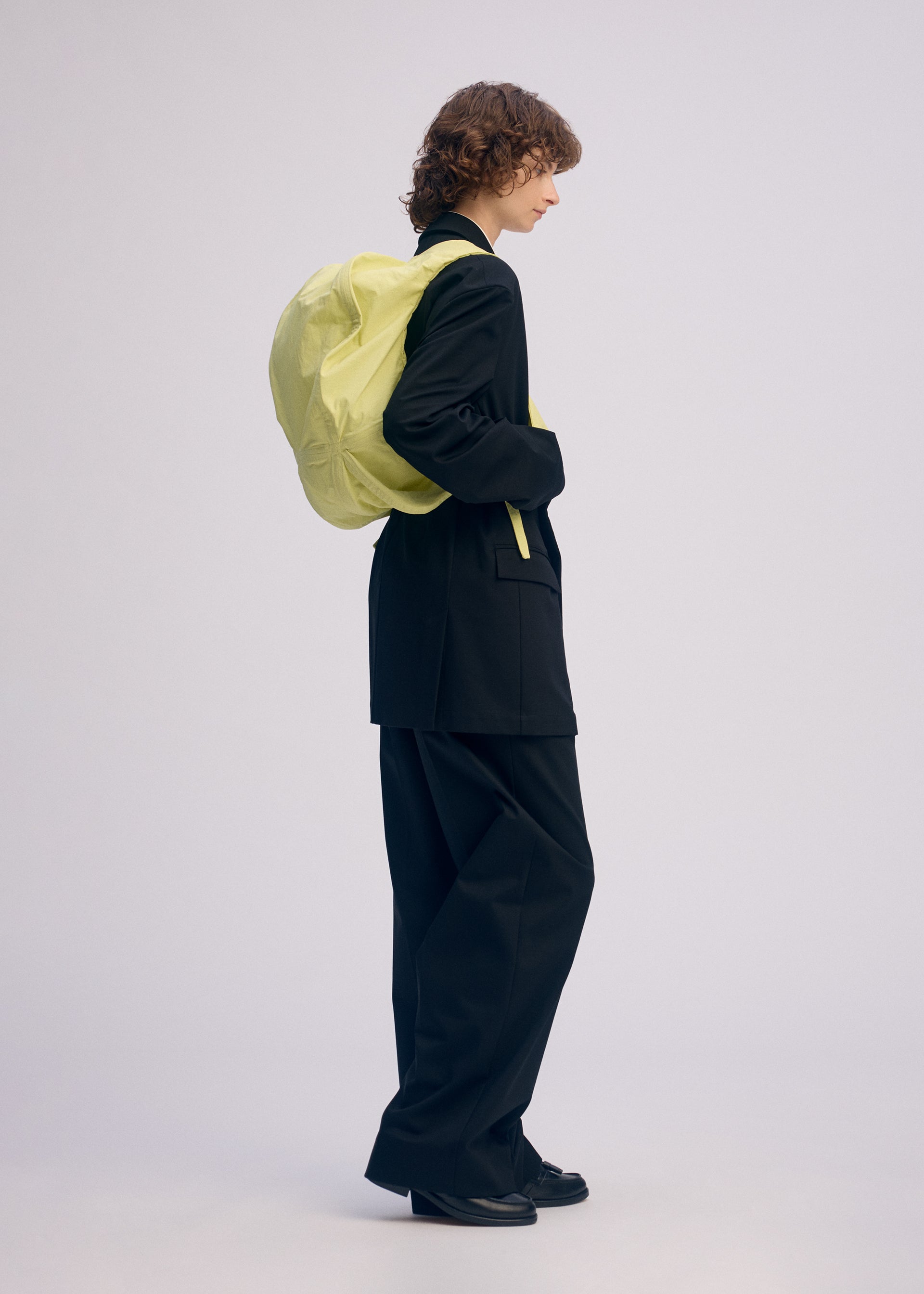 お値下げ！me by ISSEY MIYAKE　未使用品 キャップスリーブ　黒 Issey Miyake Men Black Triangle Cap Issey Miyake Men