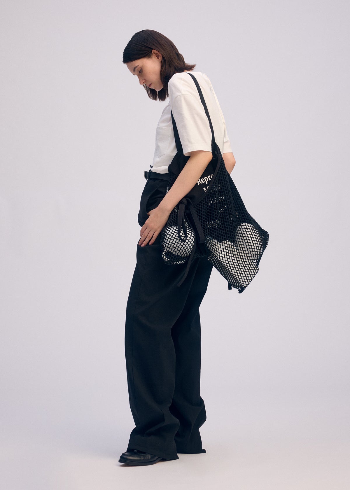 LIVING TOTE、バッグ&財布_トートバッグ、着用画像3