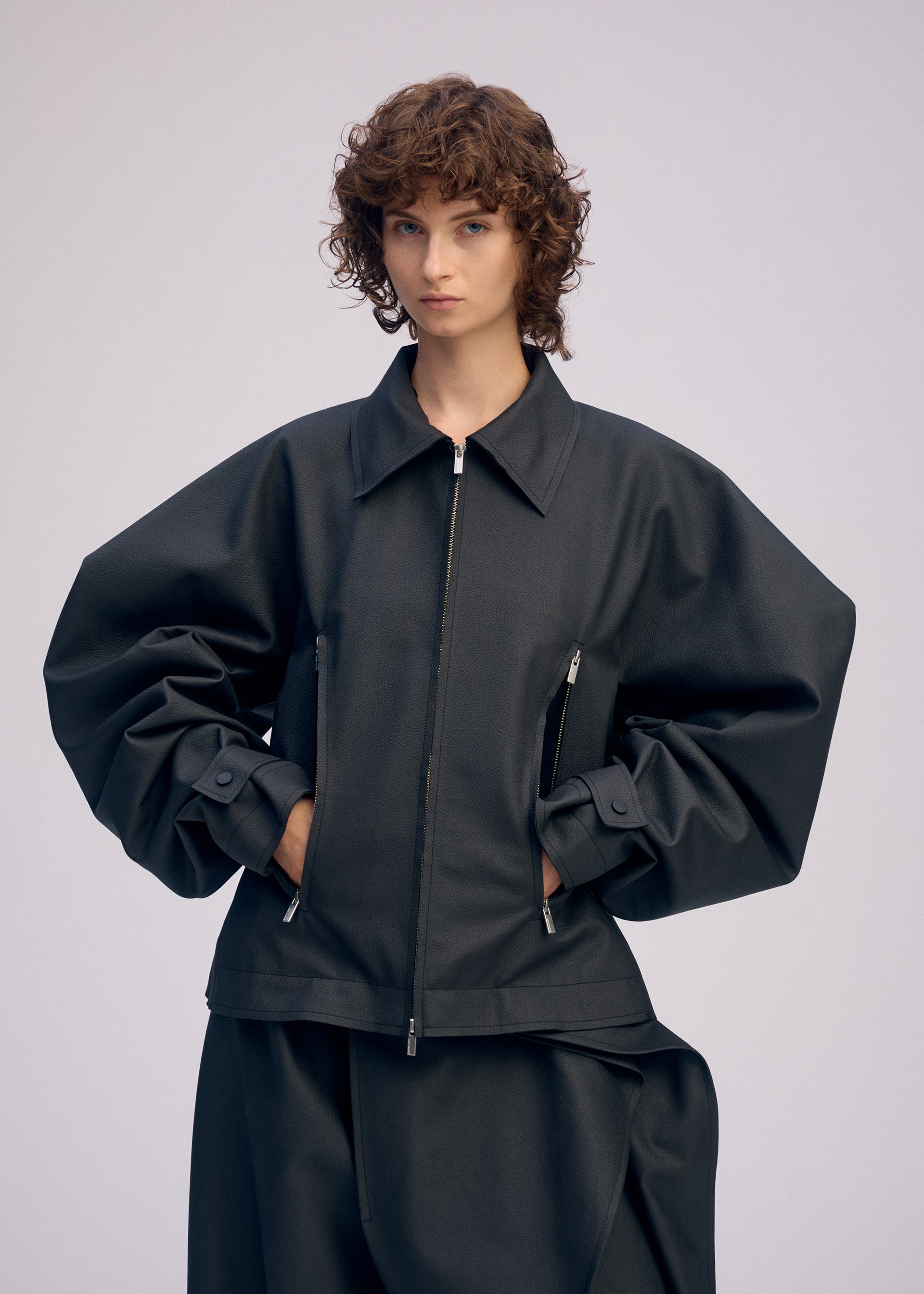 PRONOUNCED BODY – isseymiyake.com