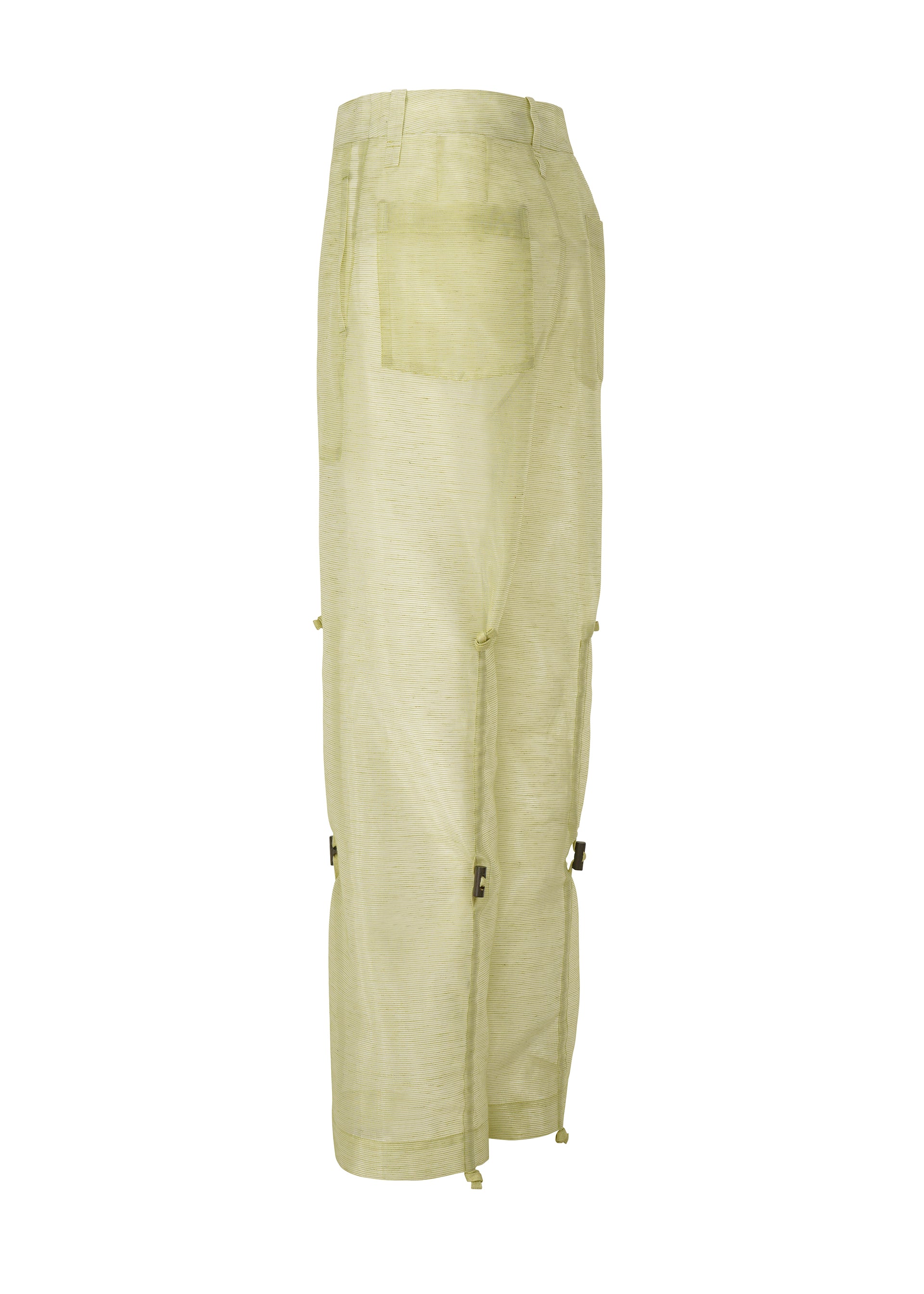DRAW TO FORM – isseymiyake.com