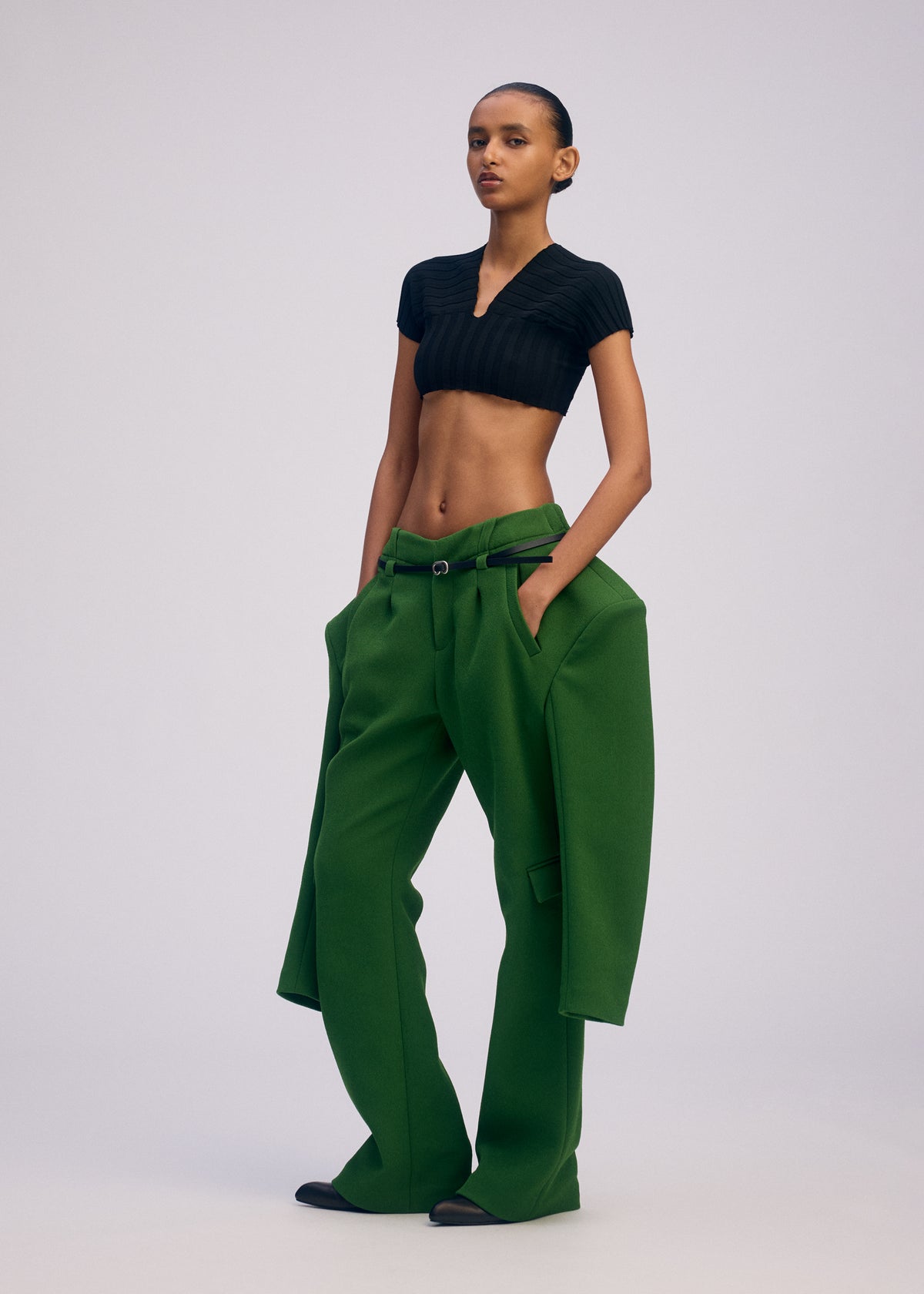 ARMS、ウィメンズ_パンツ、着用画像2