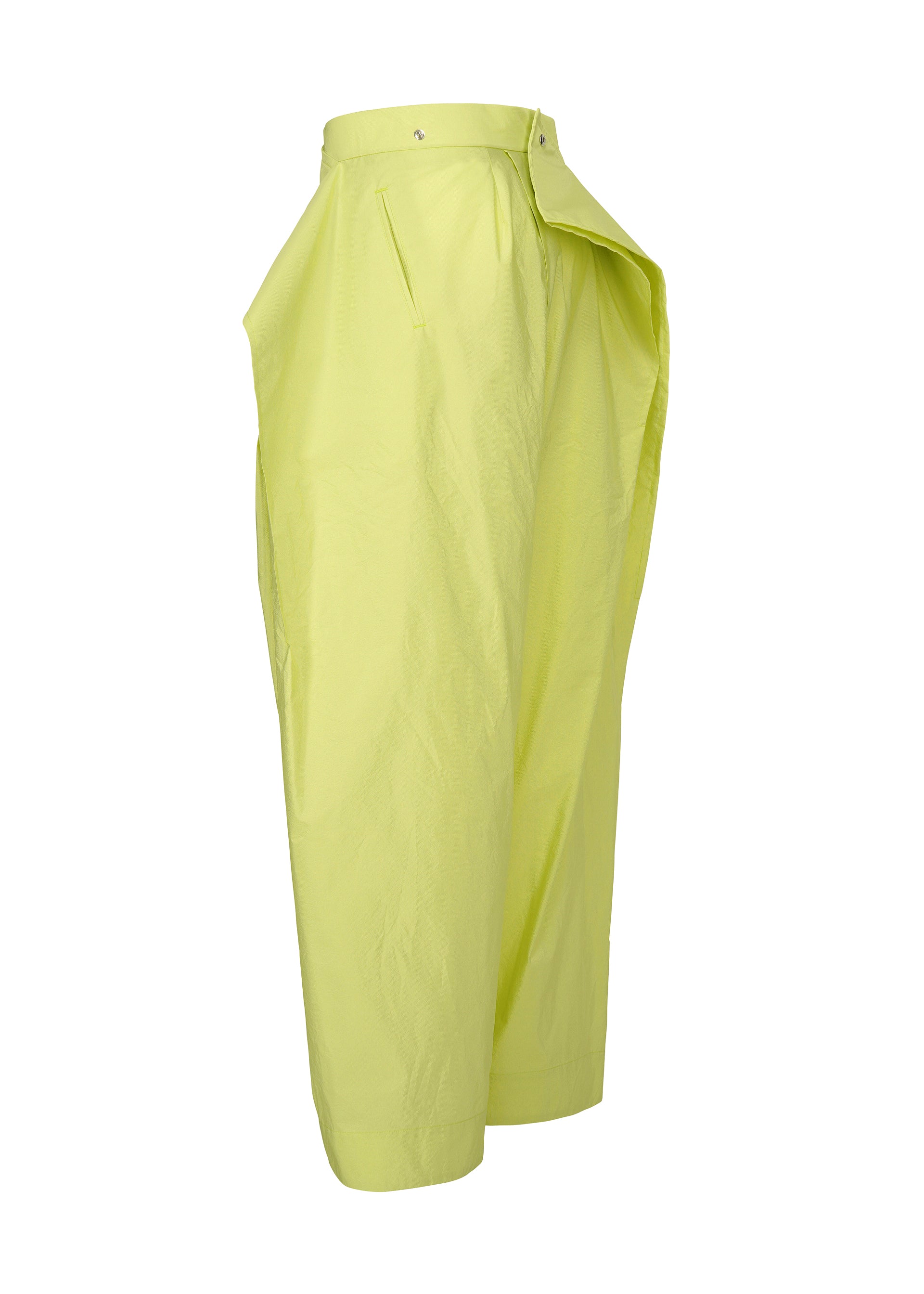 AKIMBO – isseymiyake.com