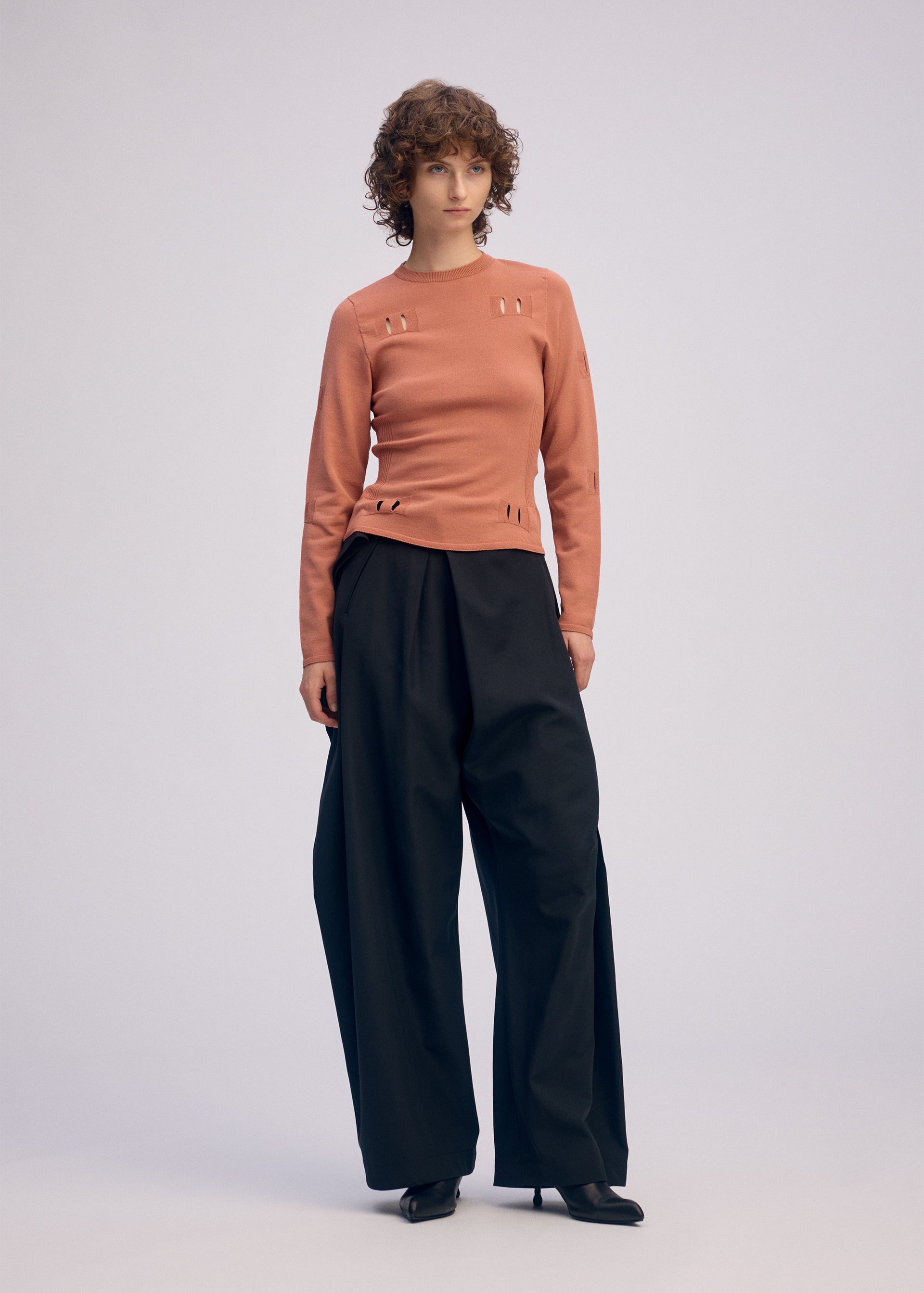 FLUTTERING PANTS、ウィメンズ_パンツ、着用画像2
