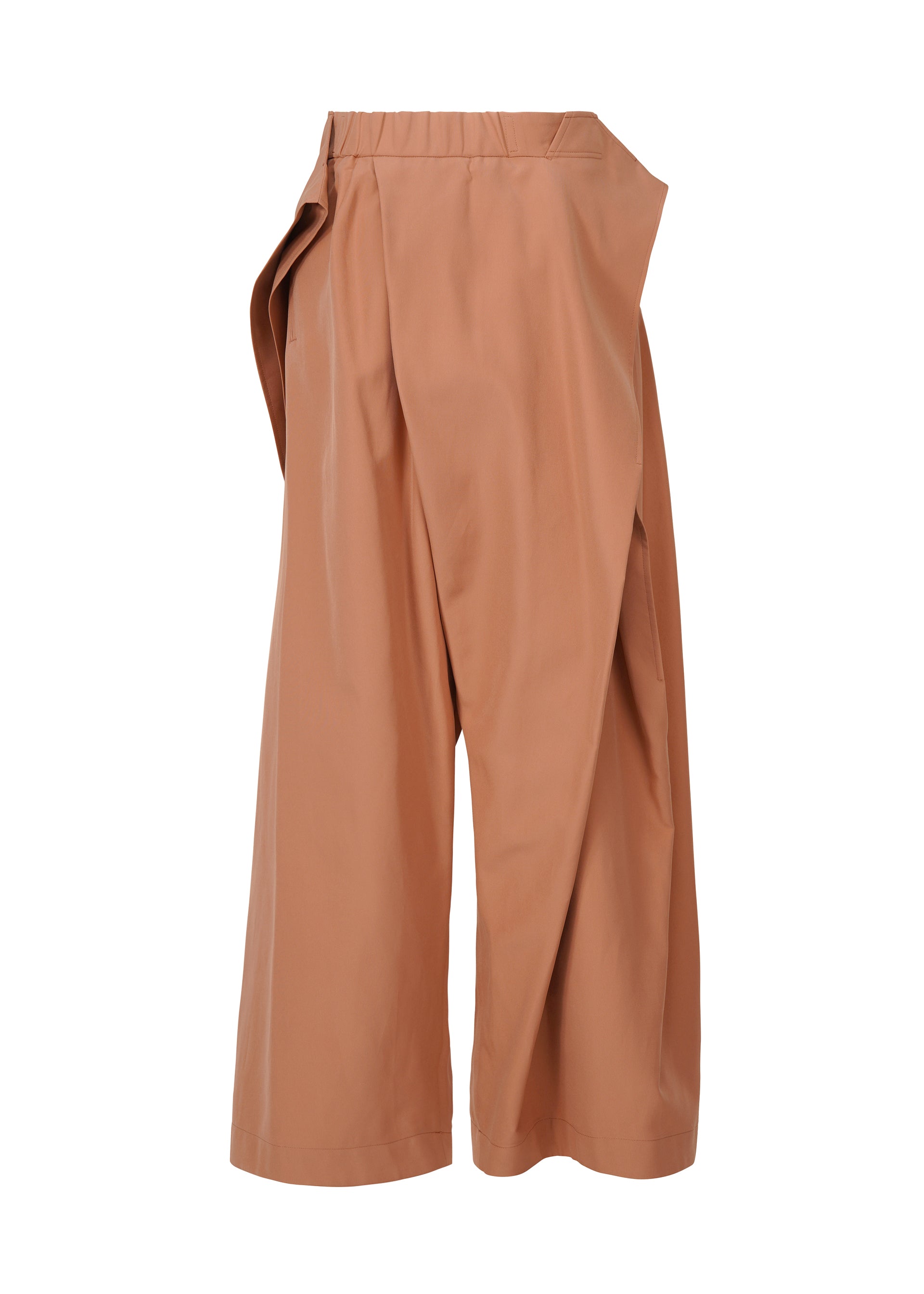FLUTTERING PANTS – isseymiyake.com