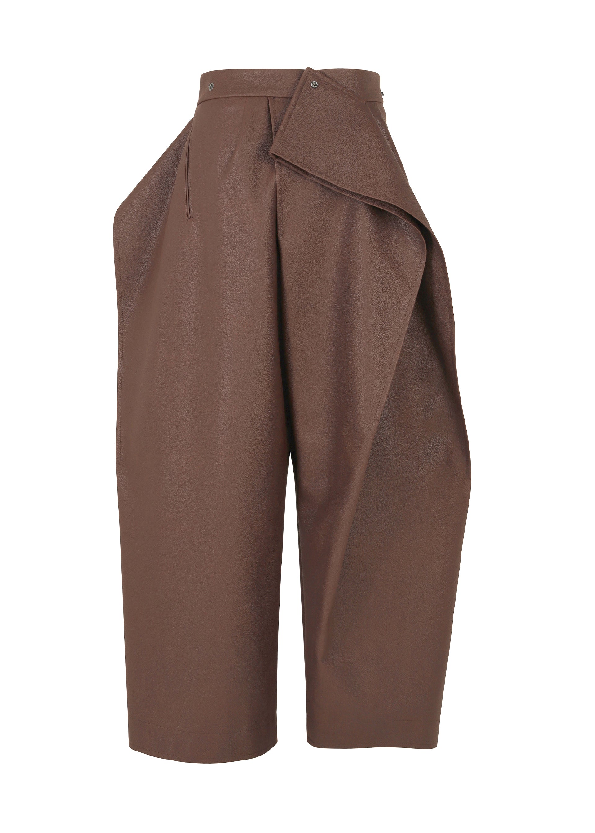 PRONOUNCED BODY – isseymiyake.com