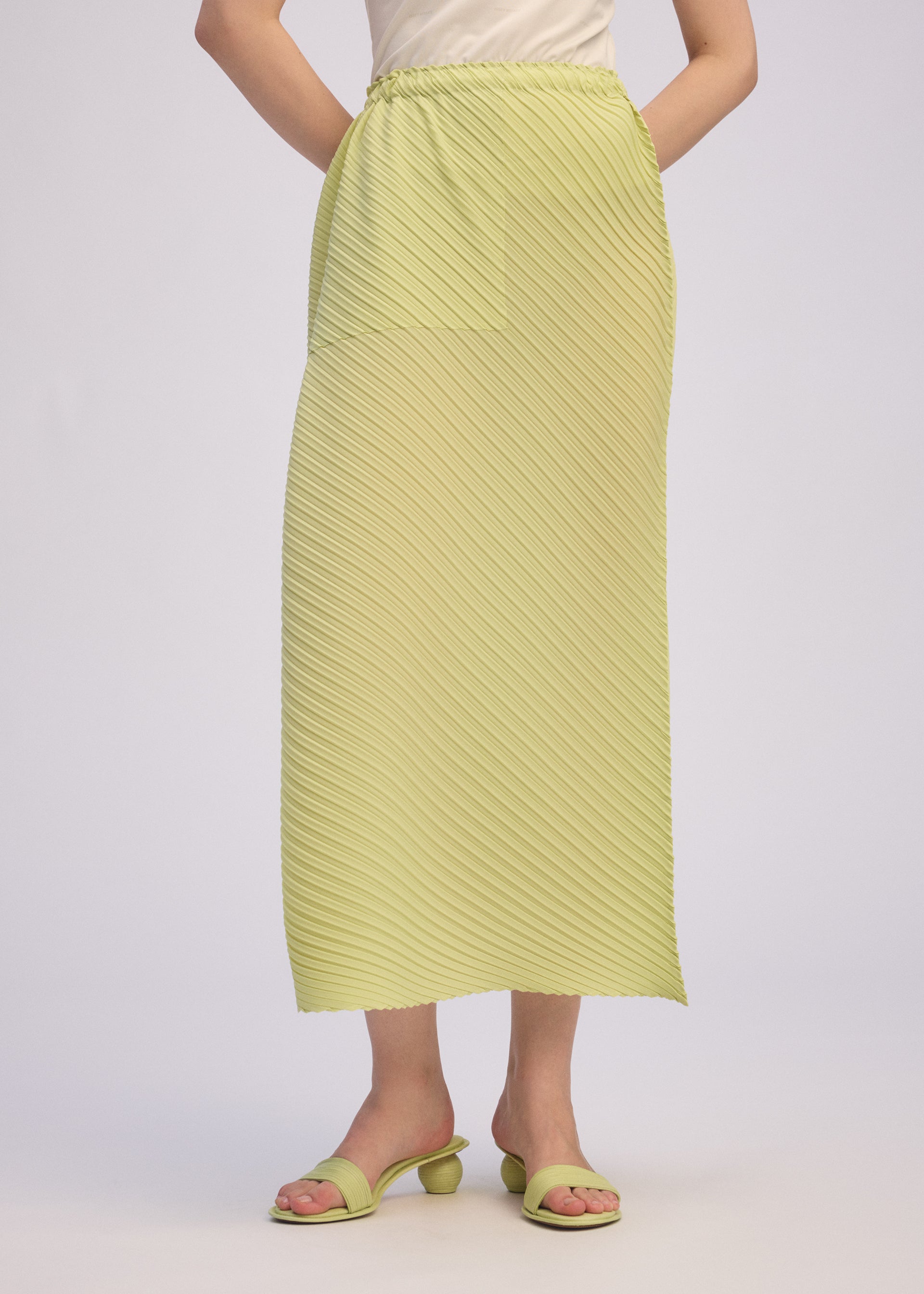 PLASTER PLEATS SOLID – isseymiyake.com