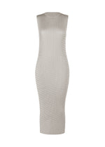 SLEEK PLEATS
