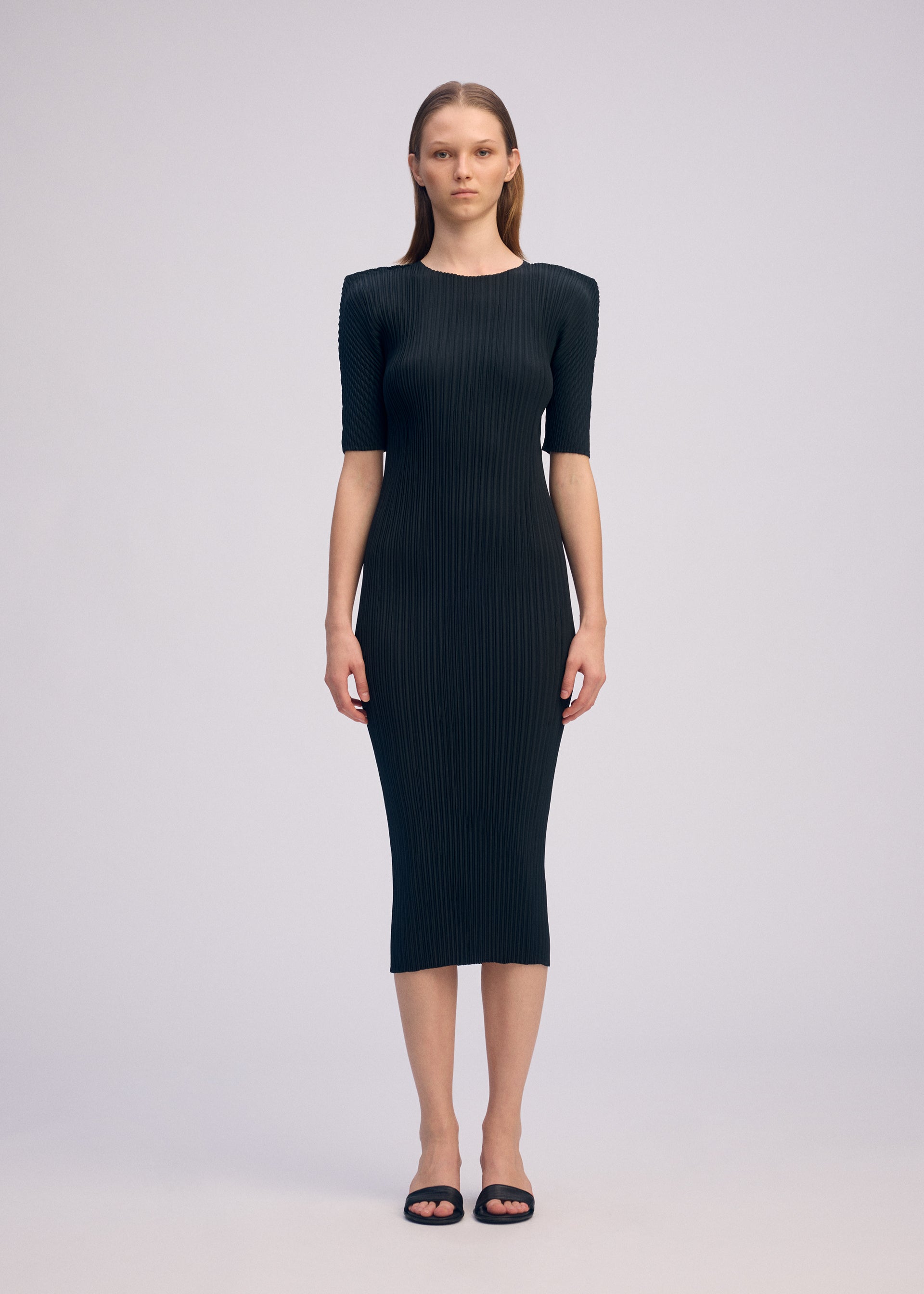 BOX SHOULDER PLEATS – isseymiyake.com
