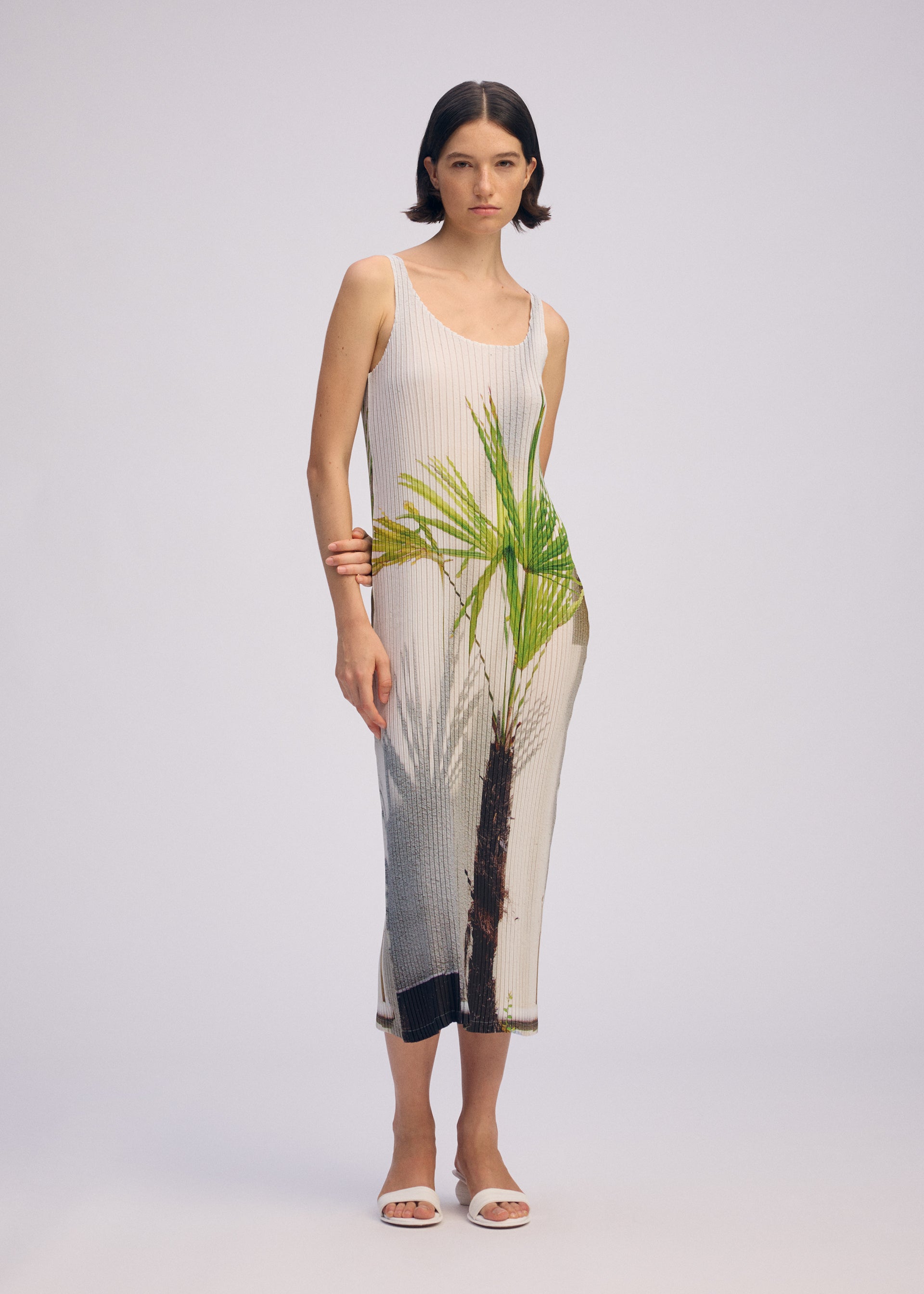 URBAN JUNGLE PLEATS、ウィメンズ_ワンピース、着用画像2