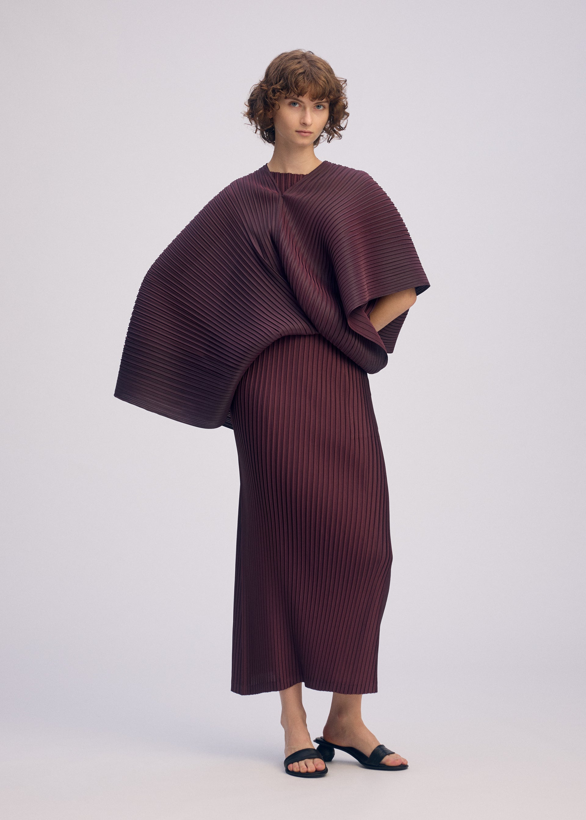 PLEATED ON PLEATS – isseymiyake.com
