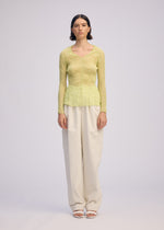 CHIFFON TWIST 1、ウィメンズ_トップス_トップ、着用画像1