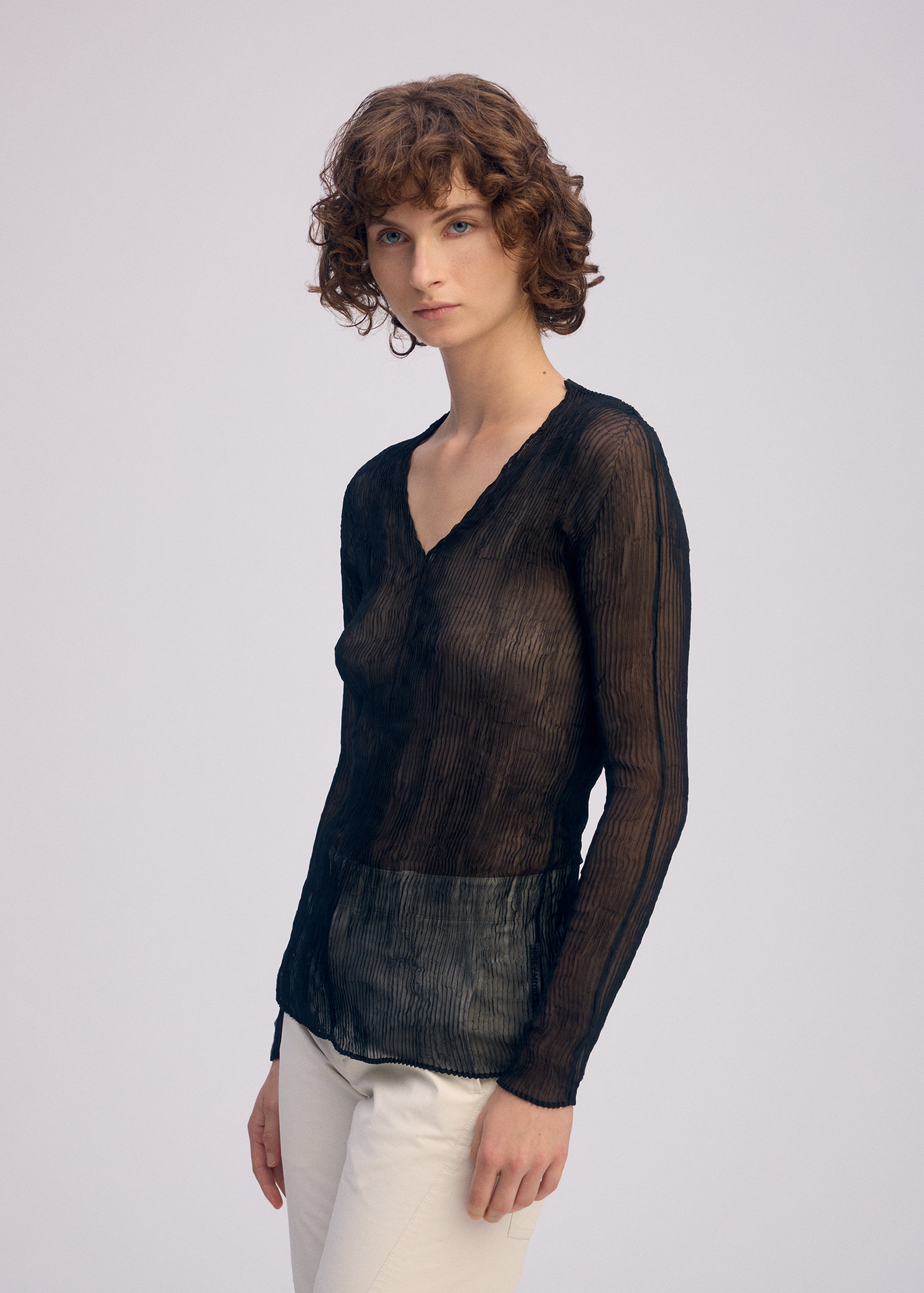 CHIFFON TWIST BK/WT-66 – isseymiyake.com