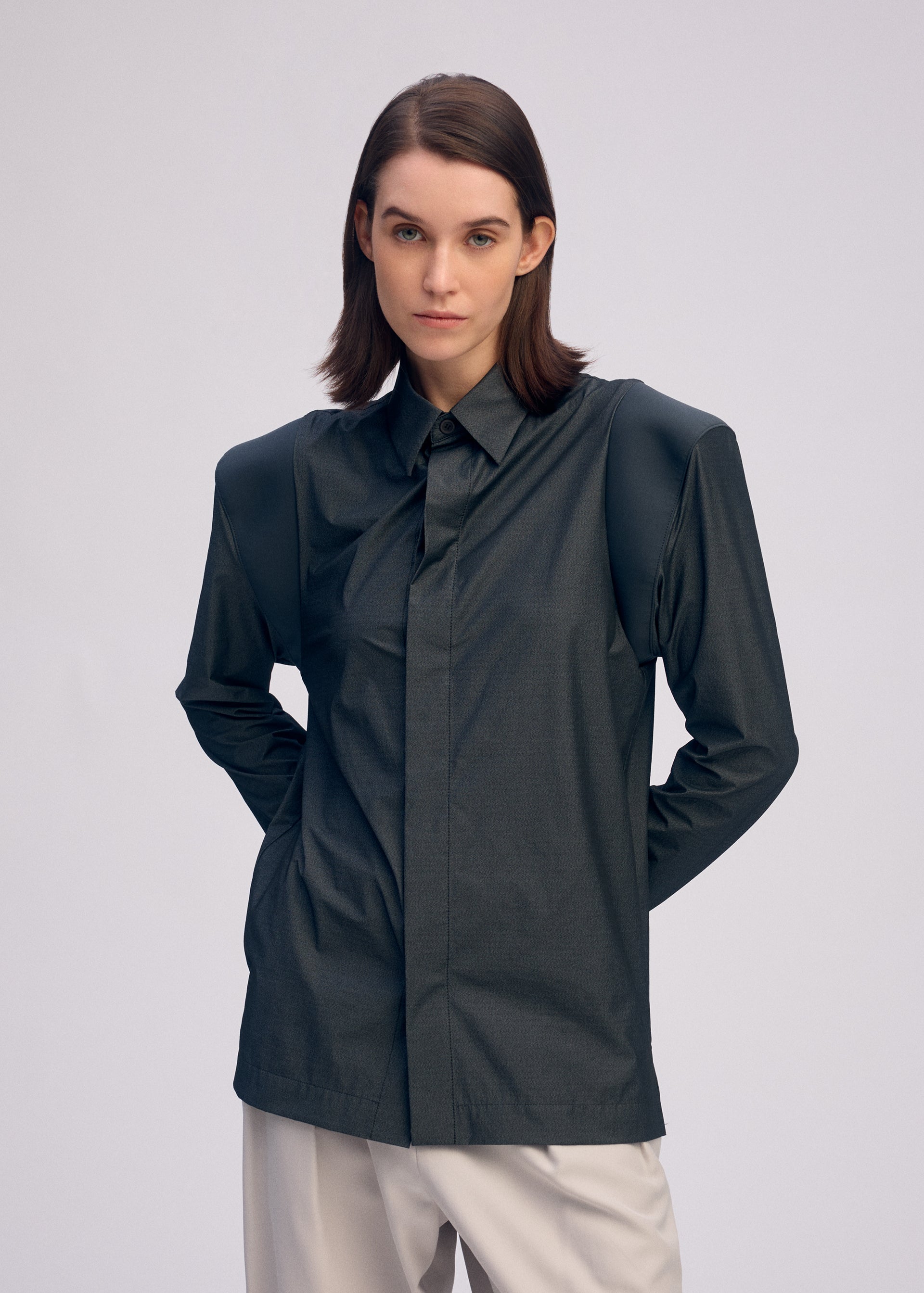 【美品】ISSEY MIYAKE ブラック シースルーシャツ MUTE – isseymiyake.com