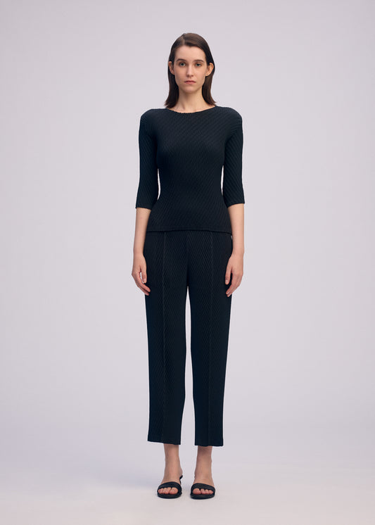 RHOMBUS PLEATS、ウィメンズ_トップス_トップ、着用画像1