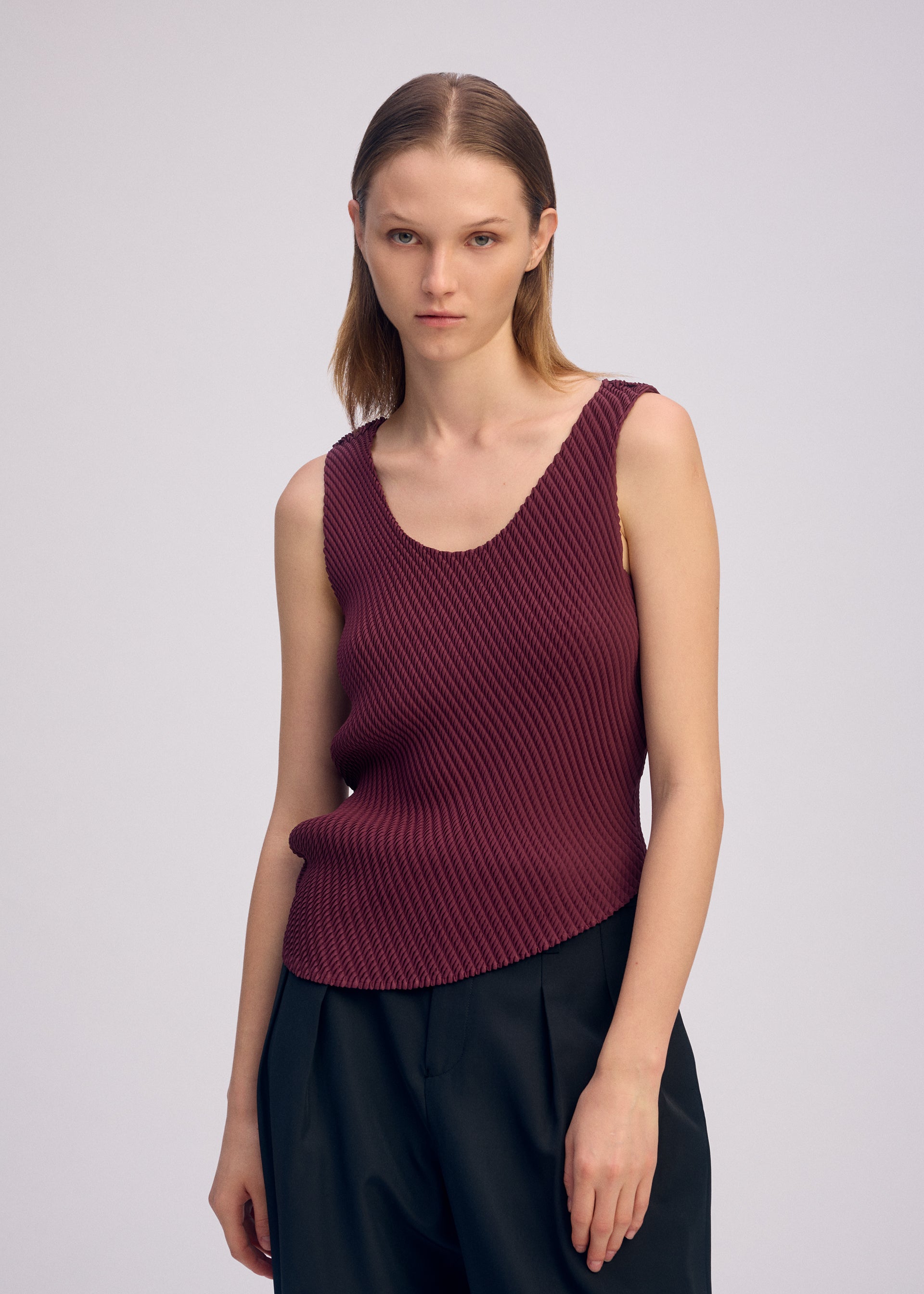 MISTY PLEATS – isseymiyake.com