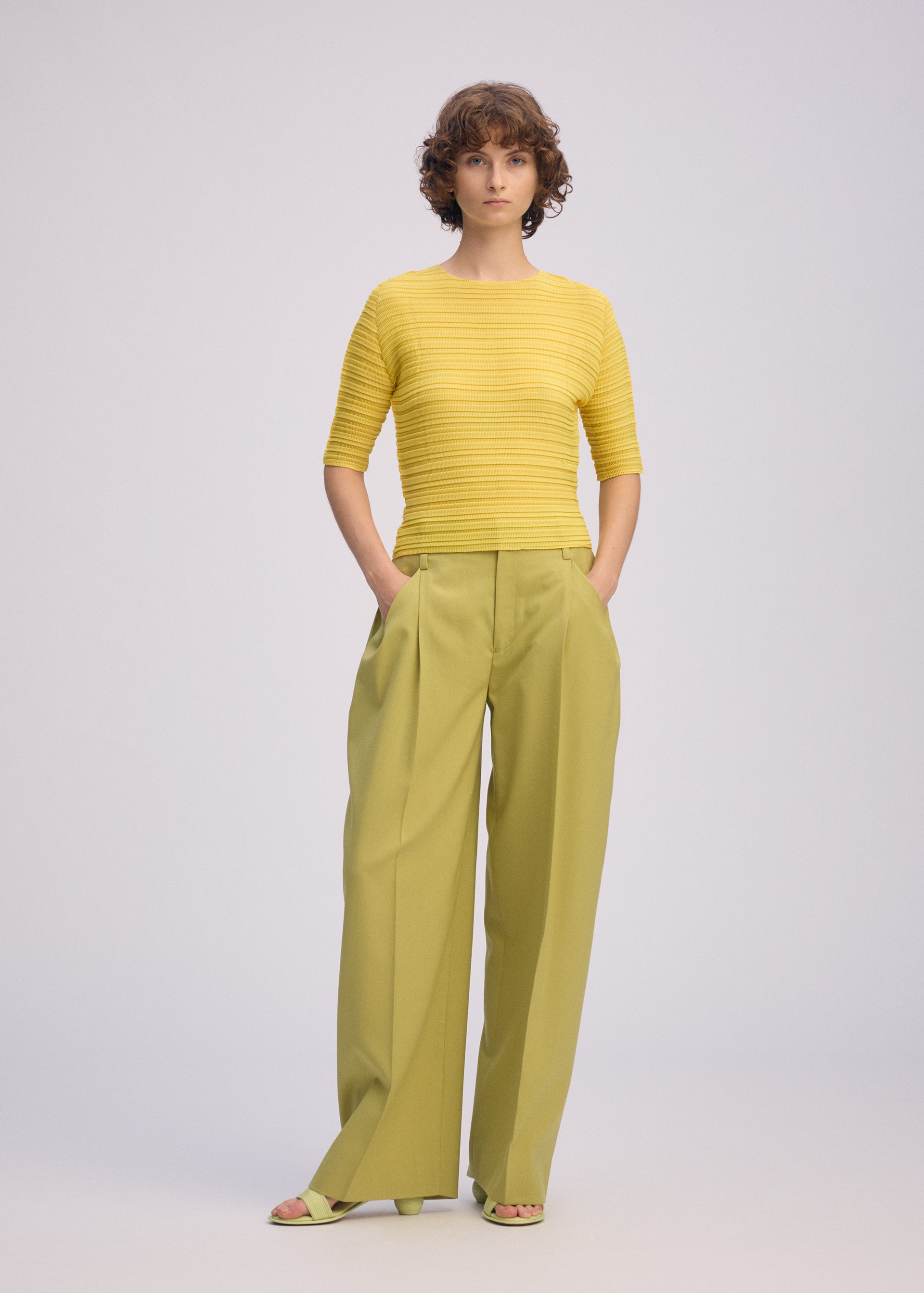 JIGGLY PLEATS – isseymiyake.com