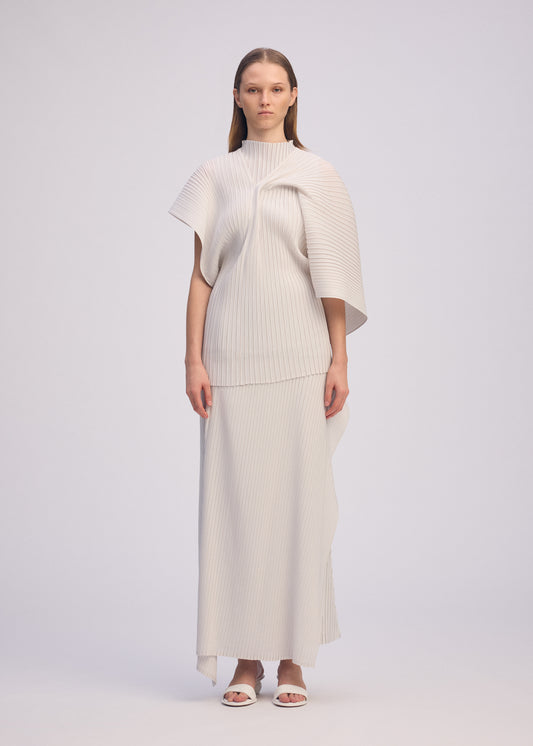 PLEATED ON PLEATS、ウィメンズ_トップス_トップ、着用画像1