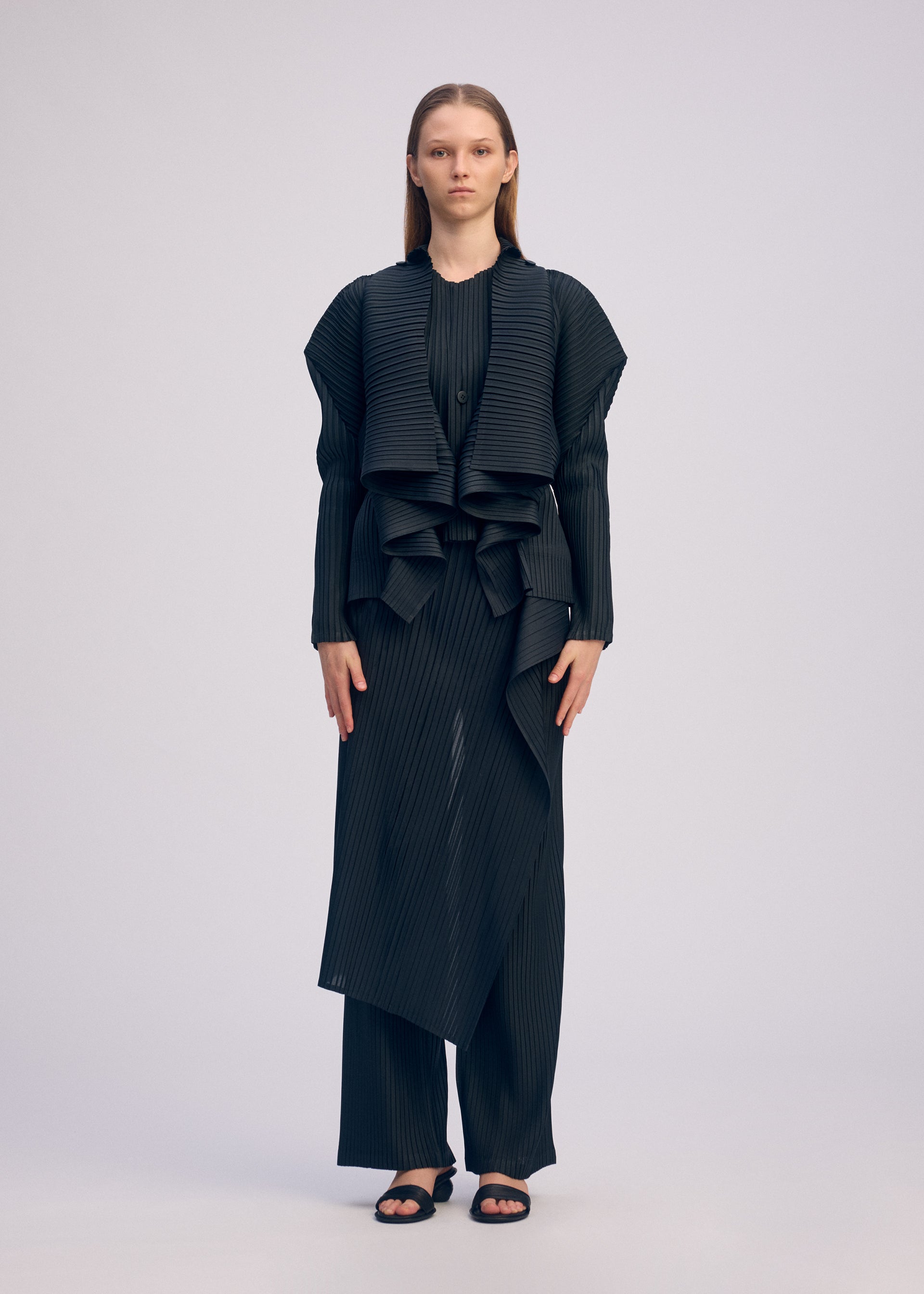 PLEATED ON PLEATS – isseymiyake.com