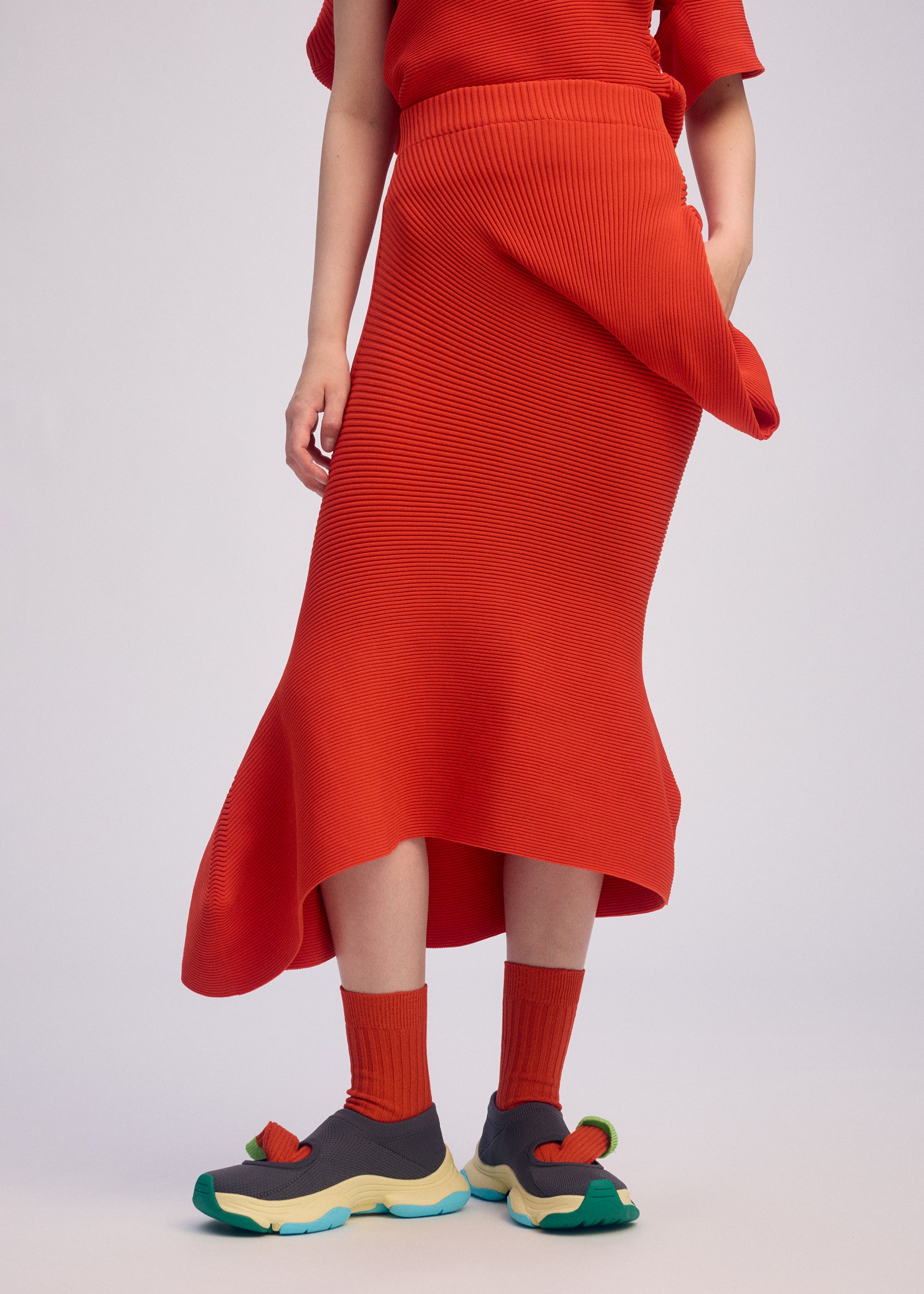 LIFE FORM – isseymiyake.com