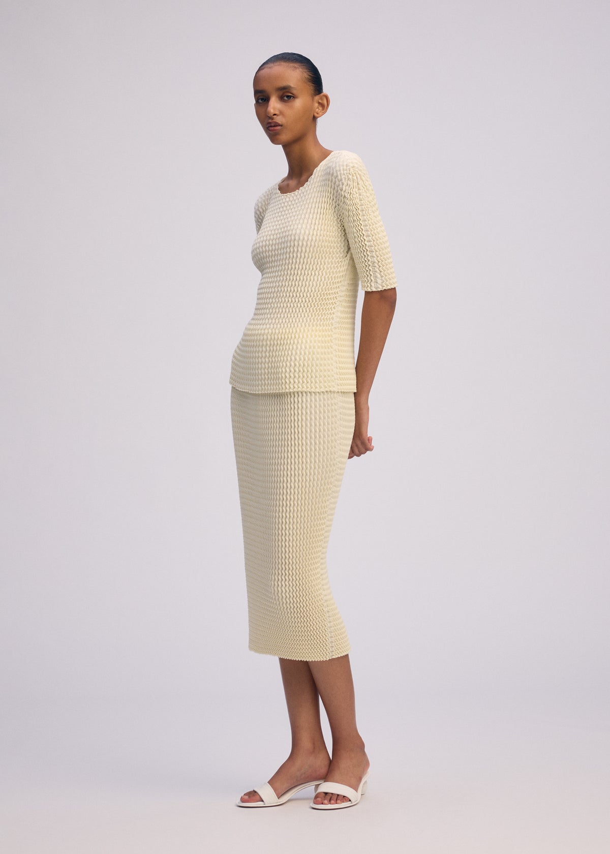 SPONGY-66、ウィメンズ_ニット、着用画像2