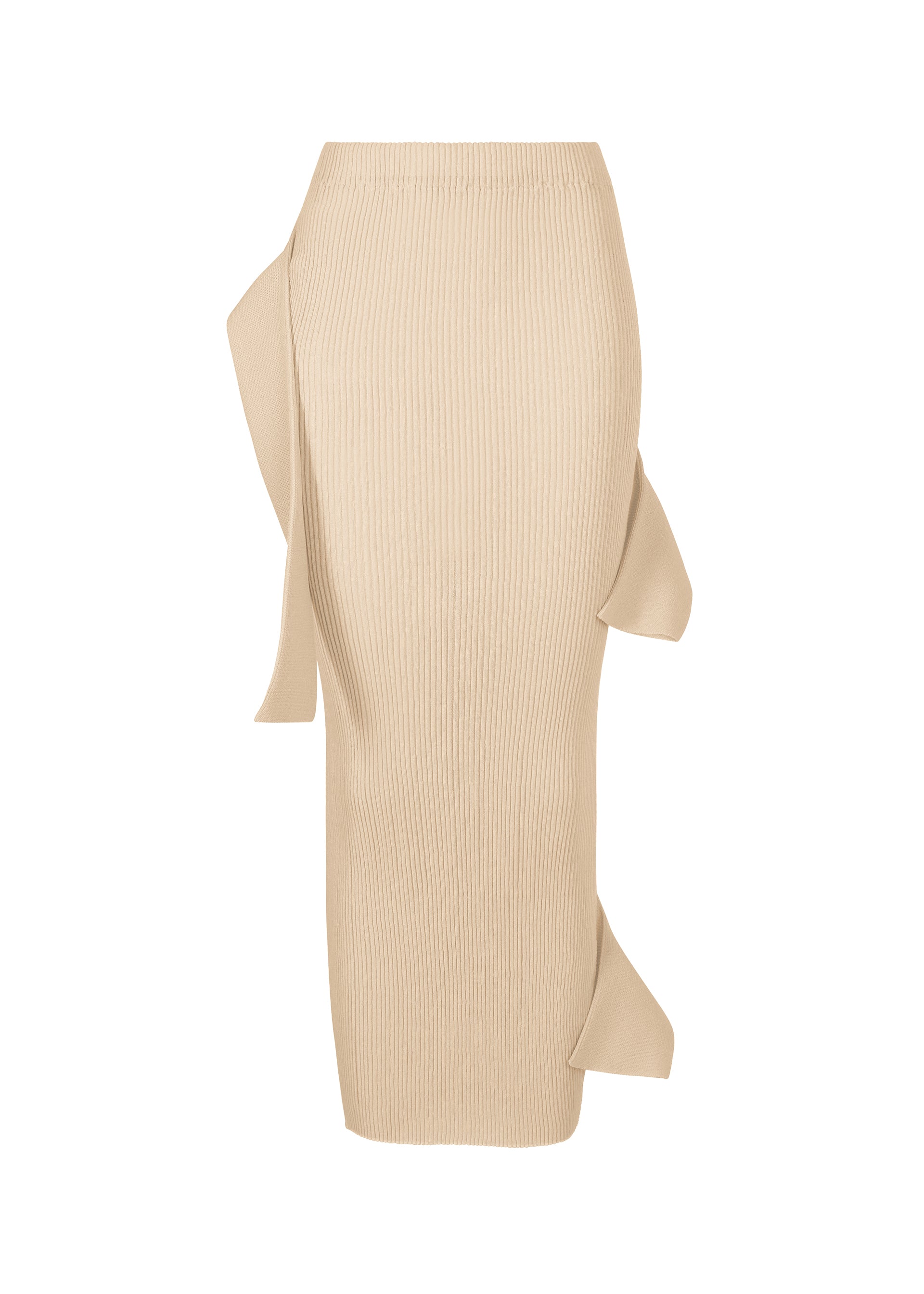 希望 ADVENTITIOUS：HIGH-NECKS – isseymiyake.com