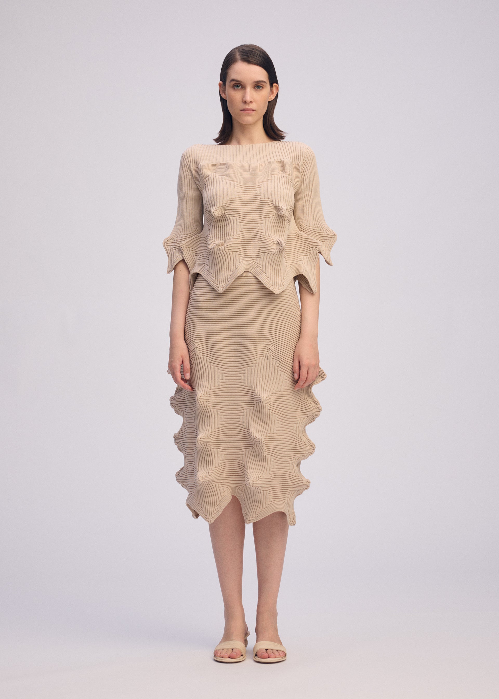 極美品✨PLEATS PLEASE 花柄　水色　花柄　ノースリーブ　メッシュ アイテムのご紹介「FROZEN FLOWER」 – isseymiyake.com