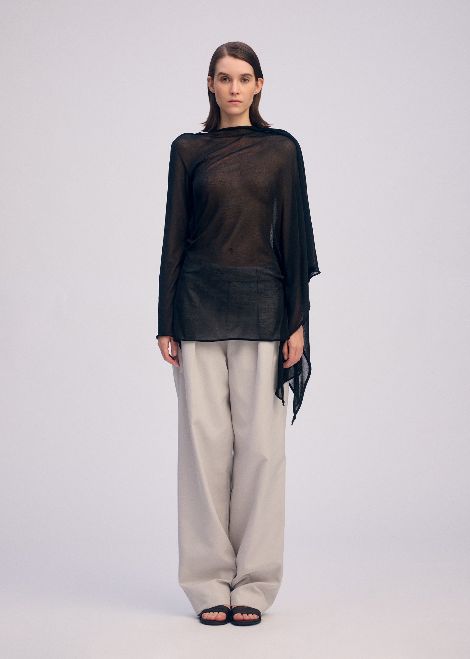ウィメンズ／トップス／トップ – isseymiyake.com