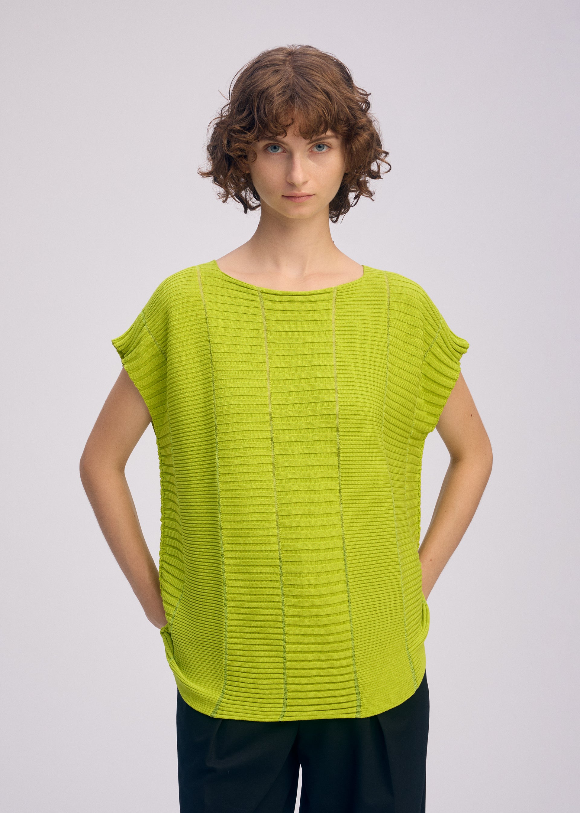 COLUMN KNIT、ウィメンズ_ニット、着用画像3