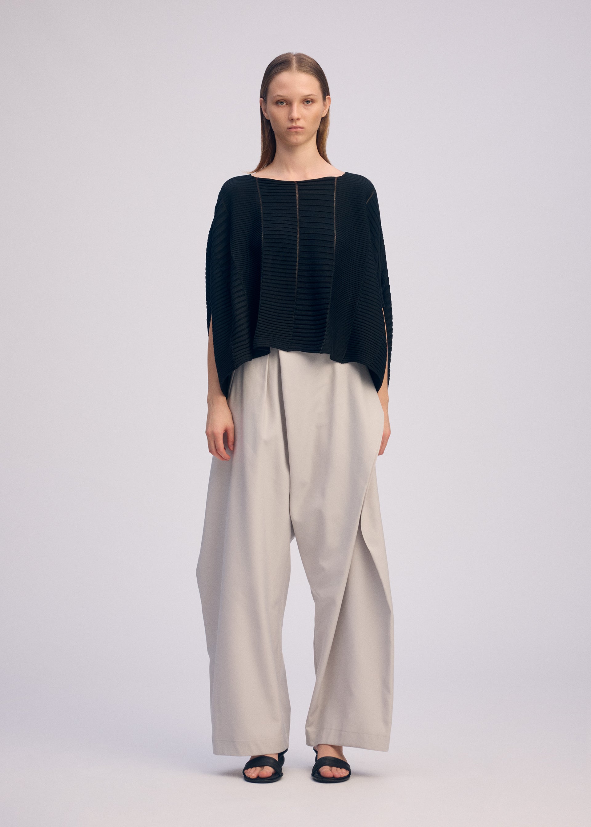 COLUMN KNIT – isseymiyake.com COLUMN KNIT – isseymiyake.com
