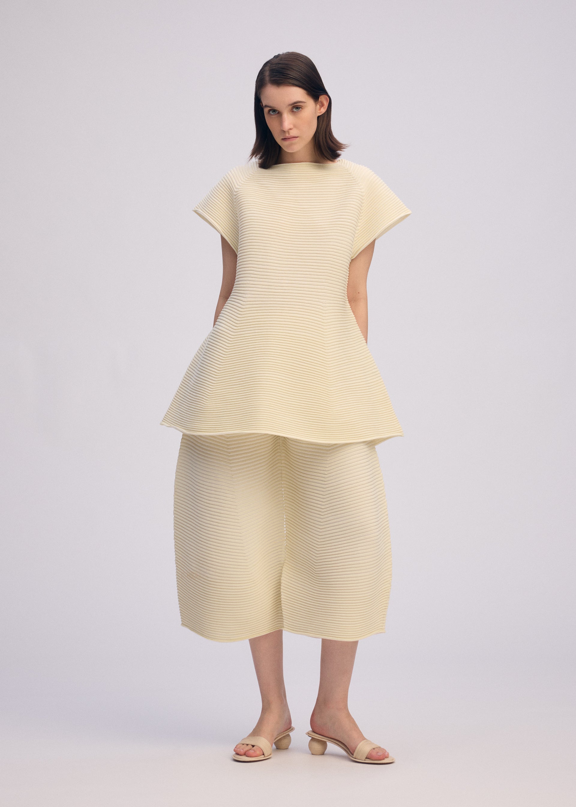 CORRUGATED KNIT – isseymiyake.com
