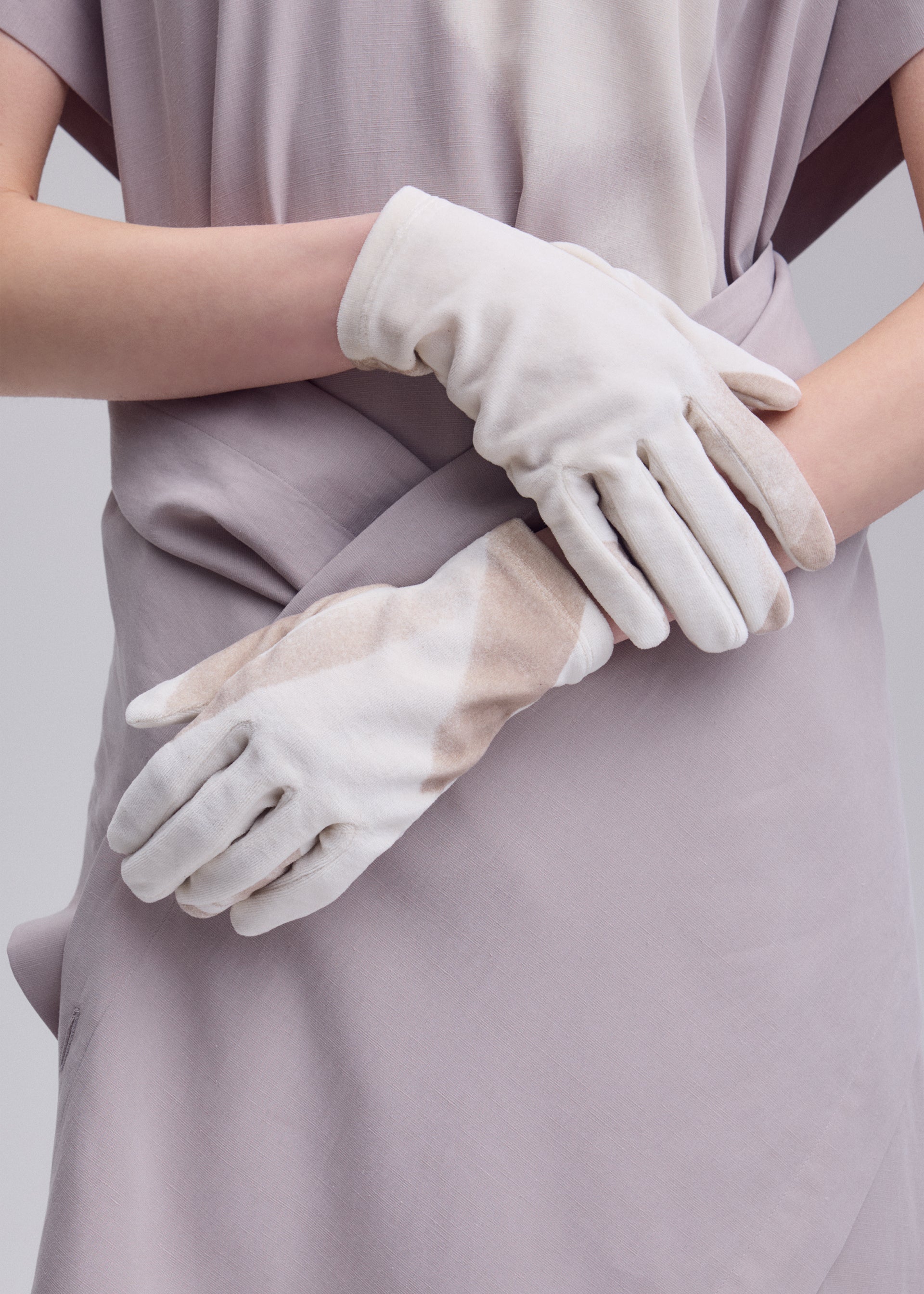 HANDS OF LOVER VELOUR GLOVES、アクセサリー&その他_その他、着用画像1
