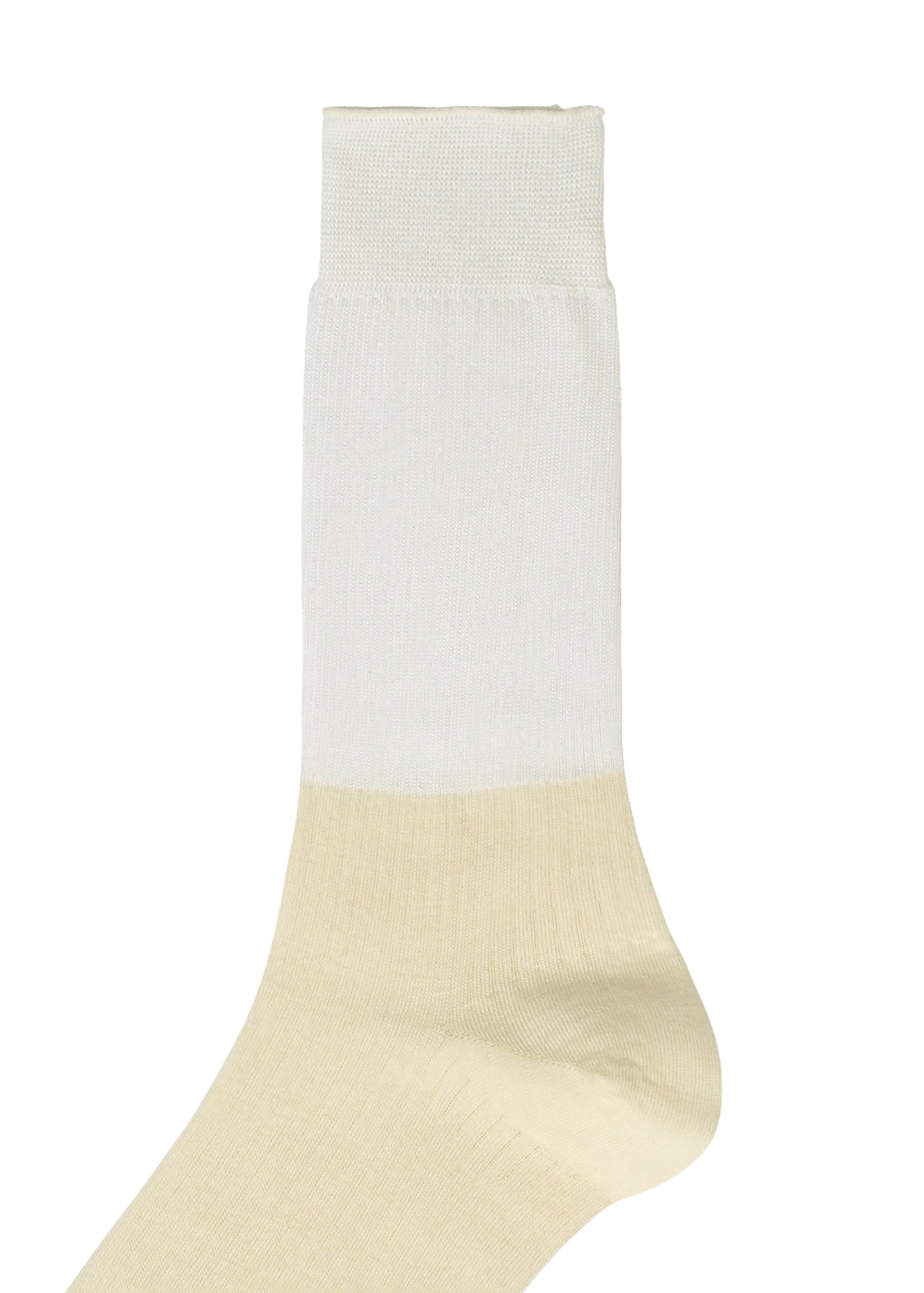 SHEER RIB SOCKS – isseymiyake.com