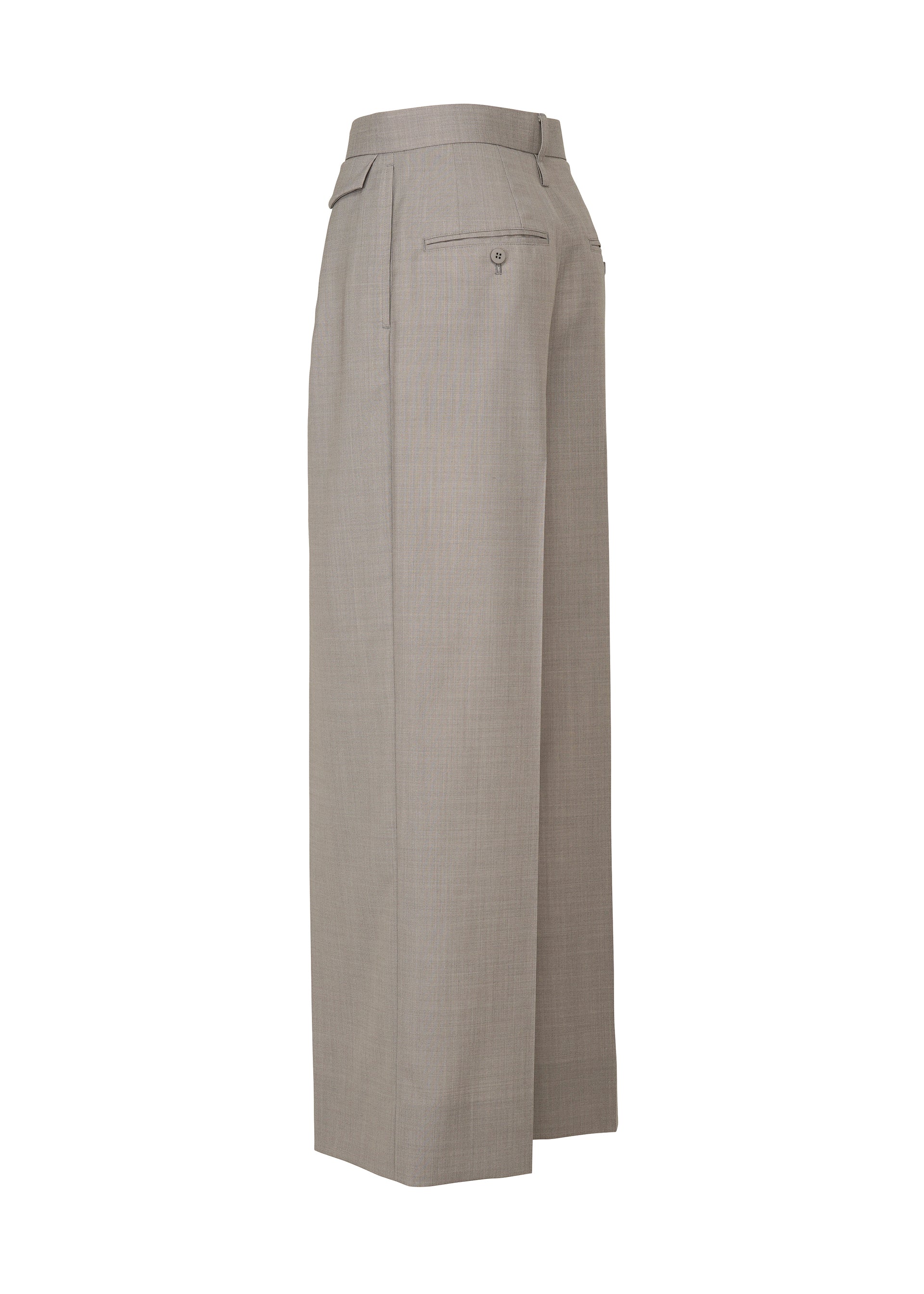 HONEST ENSEMBLE – isseymiyake.com
